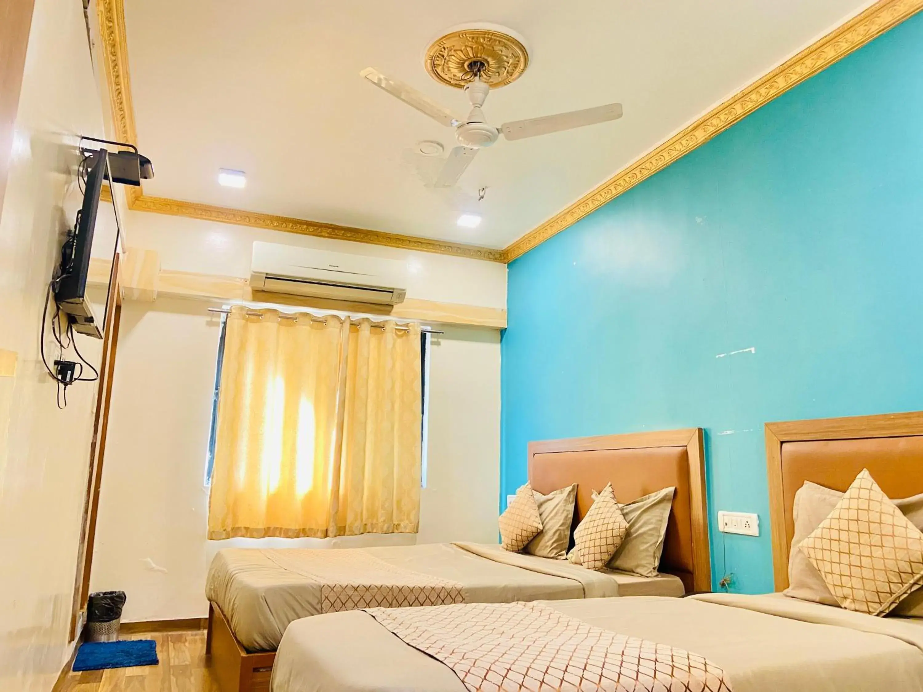 Bed in Hotel ABC Satellite Prahlad Nagar Bed in Hotel ABC Satellite Prahlad Nagar
