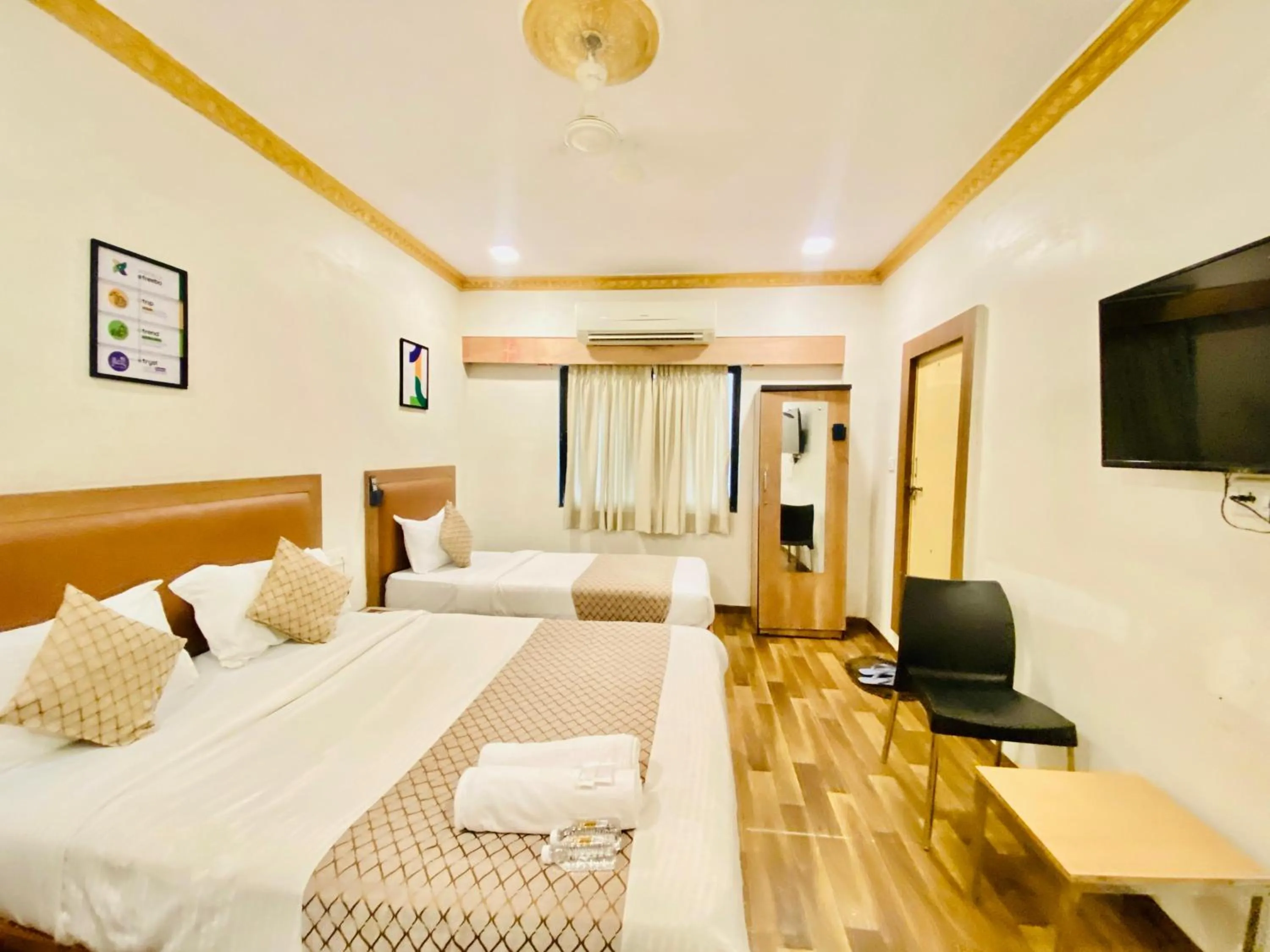 Bed in Hotel ABC Satellite Prahlad Nagar