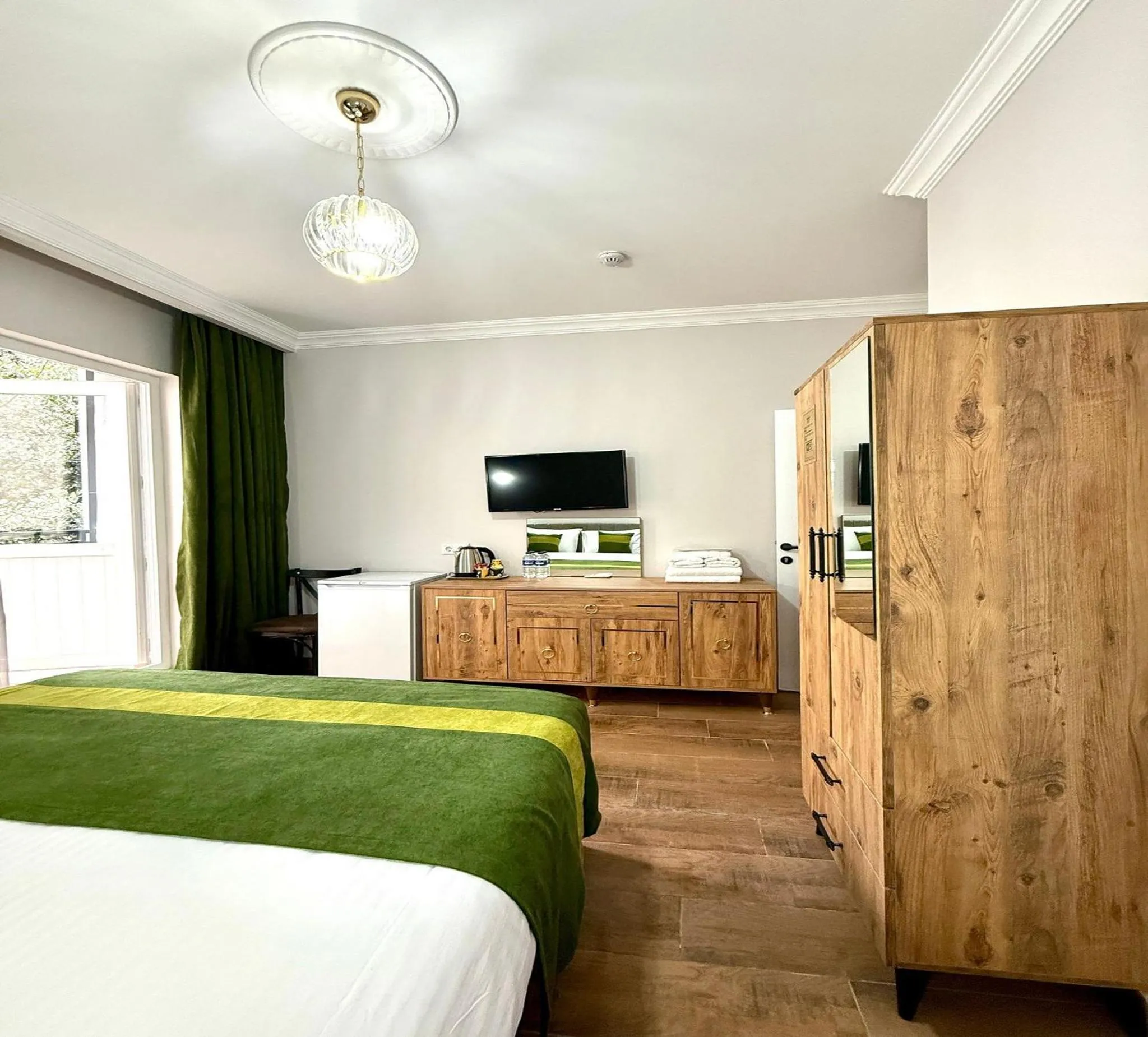 TV and multimedia, Bed in Armagan Suite Taksim