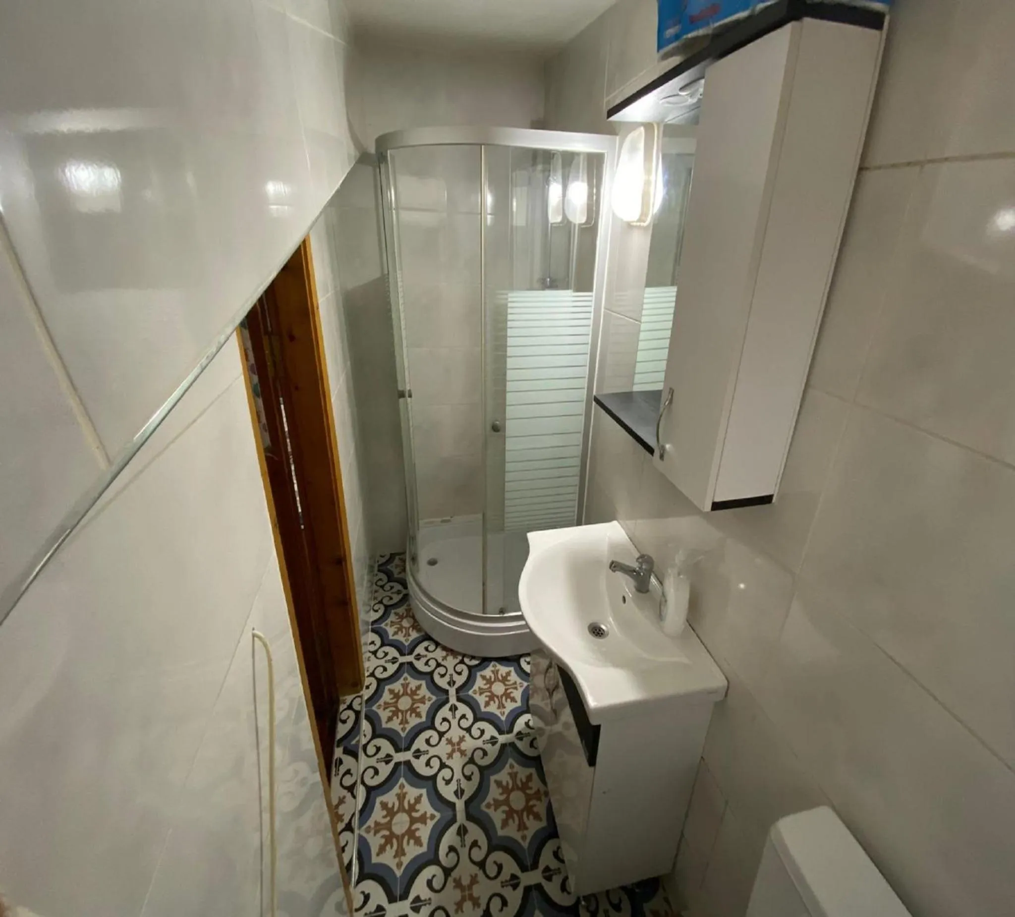 Shower in Armagan Suite Taksim