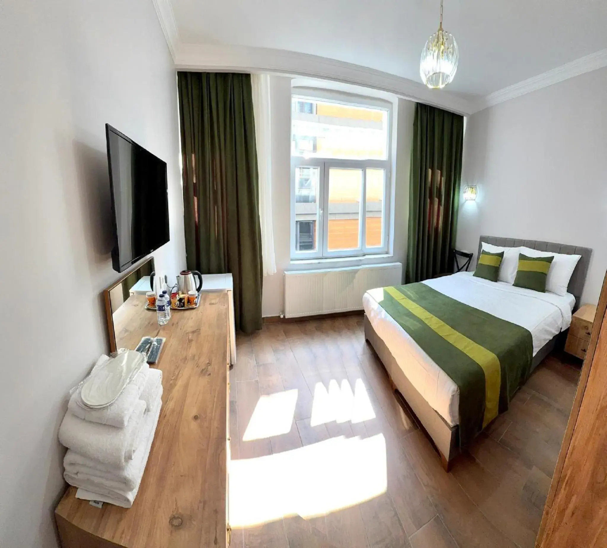 TV and multimedia, Bed in Armagan Suite Taksim TV and multimedia, Bed in Armagan Suite Taksim