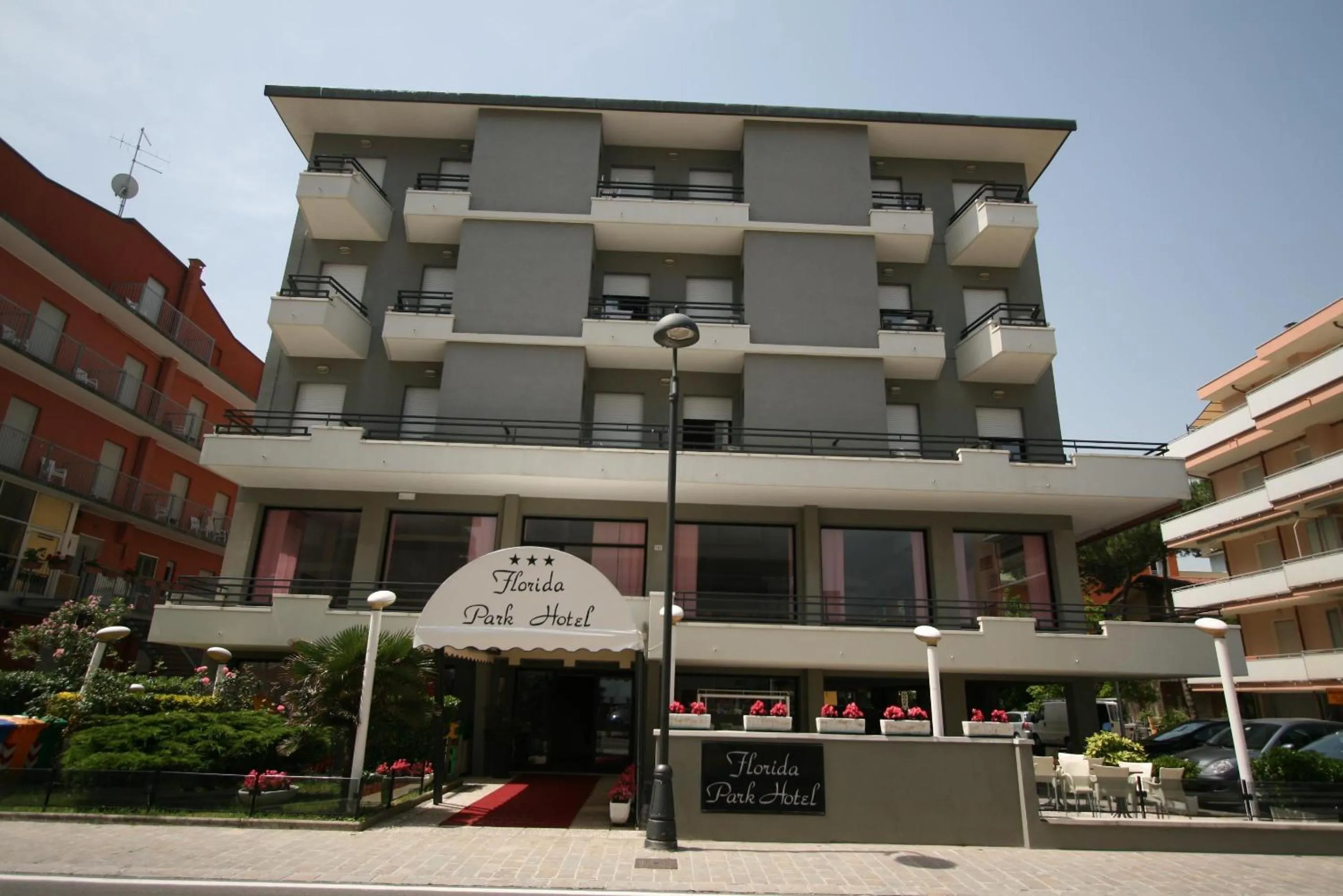 Property building in Florida Park Hotel