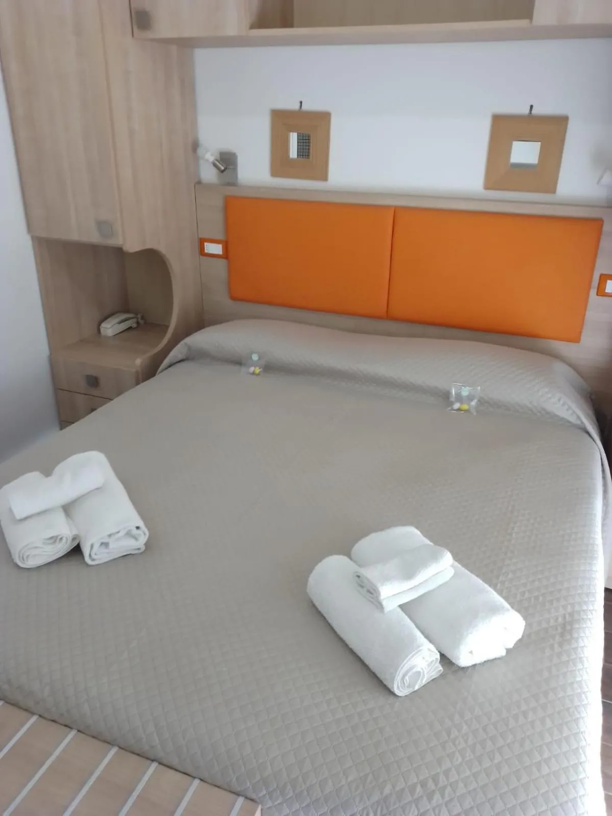 Bed in Hotel Perla Verde
