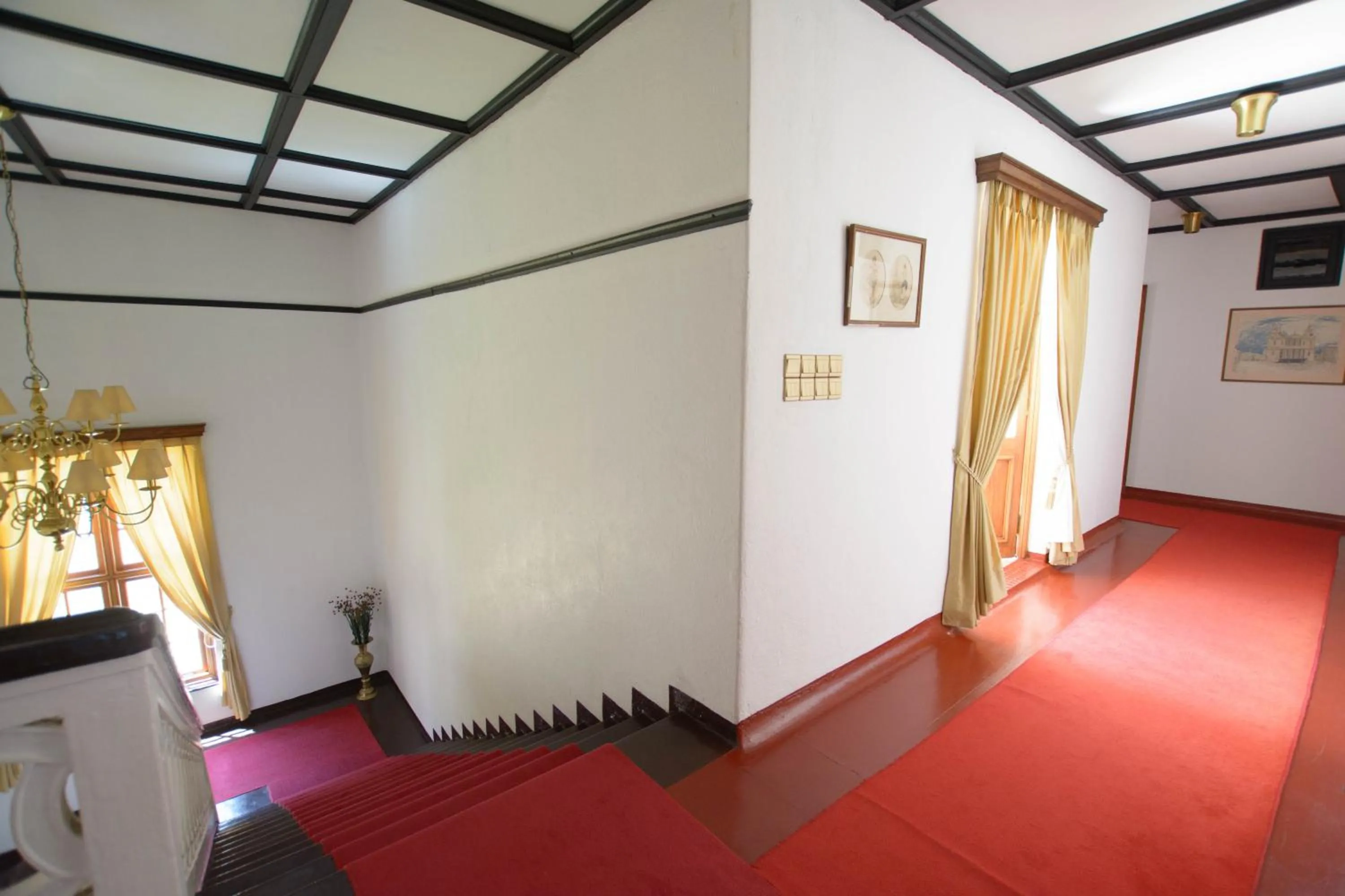 Bed in Governor's Mansion