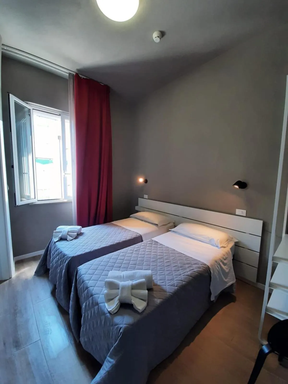 Bed in Hotel Alabama by ALEhotels