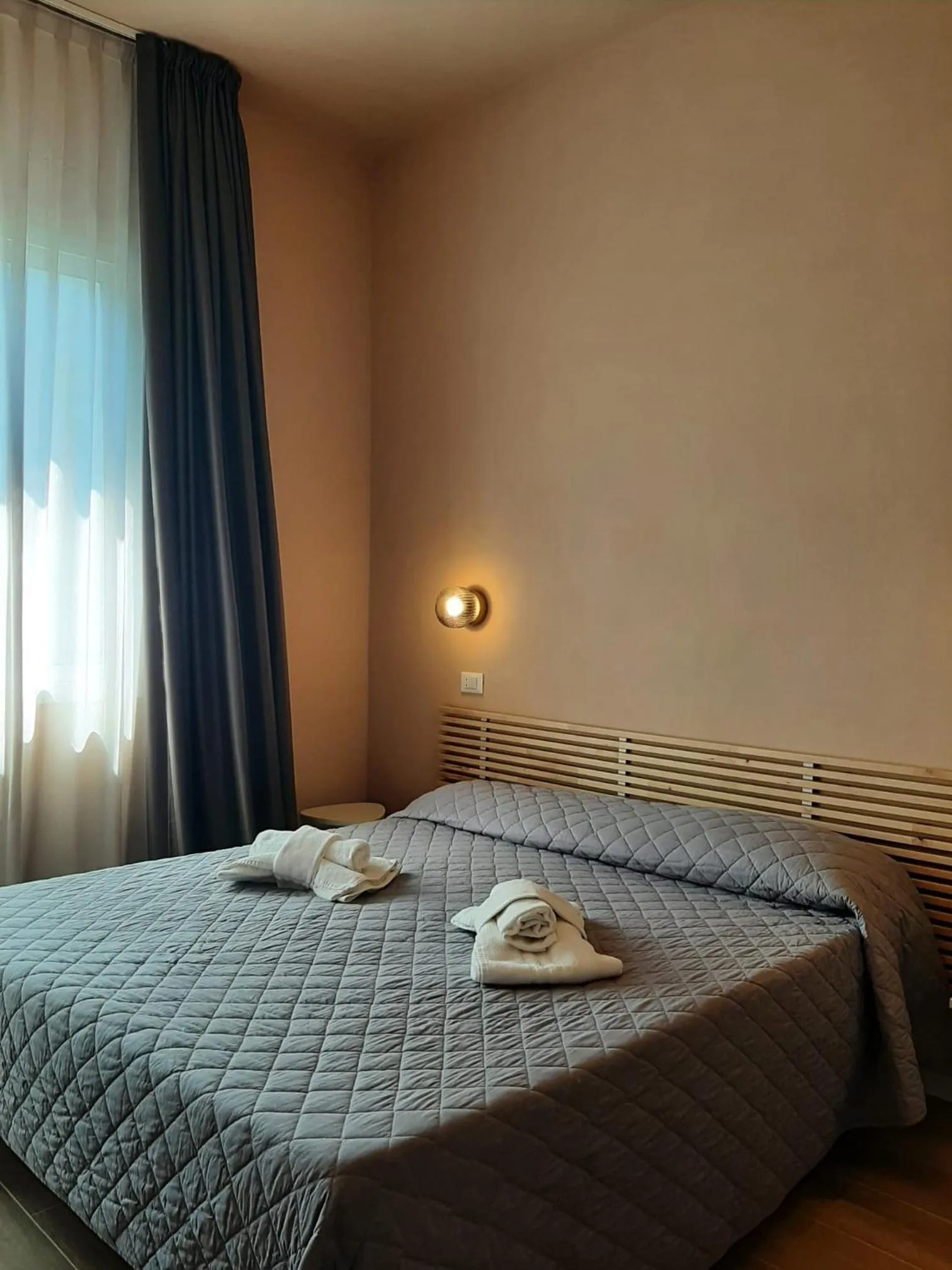 Bed in Hotel Alabama by ALEhotels