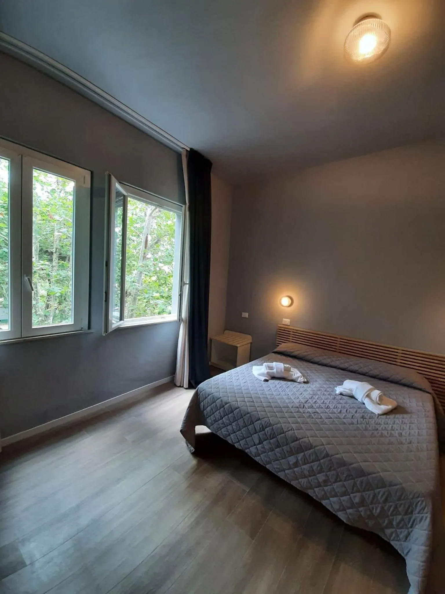 Bed in Hotel Alabama by ALEhotels