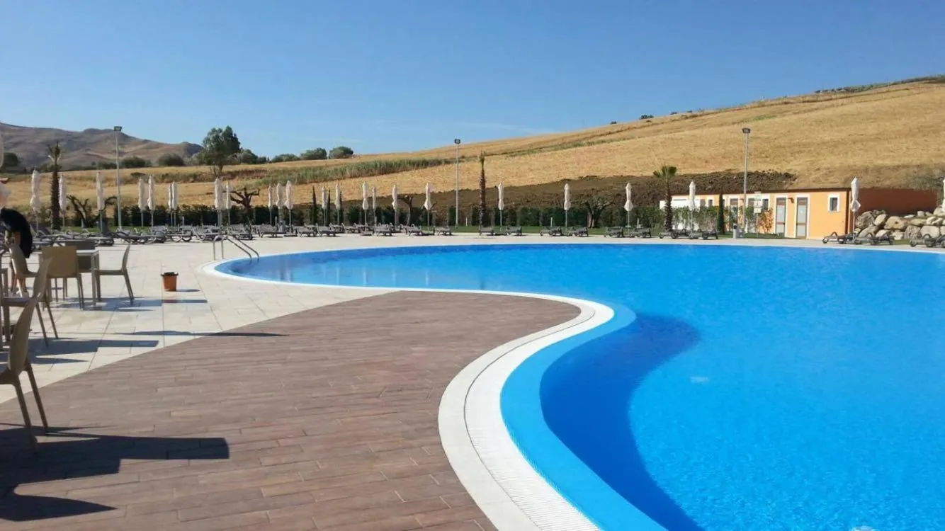 Swimming pool in Casale Margherita