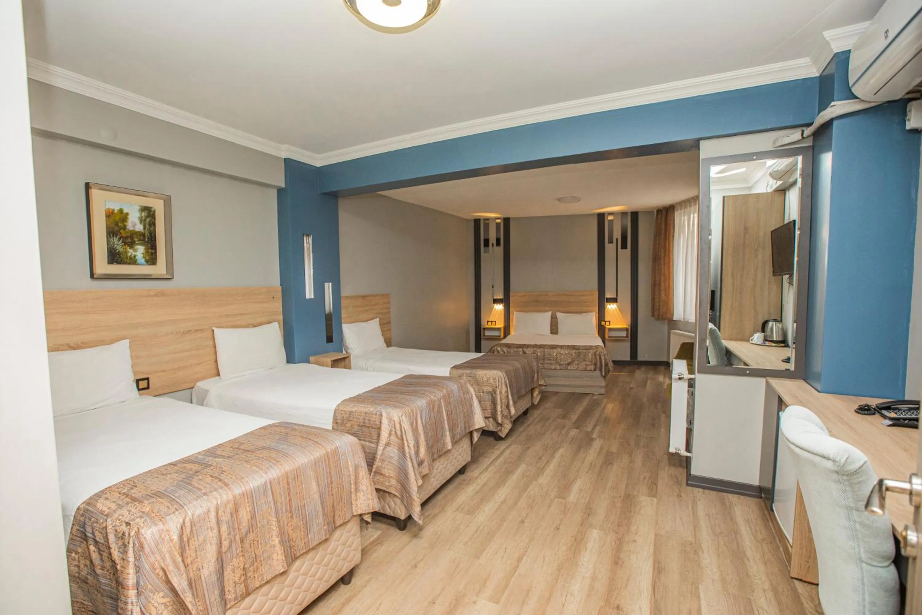 Photo of the whole room in Konuk Hotel