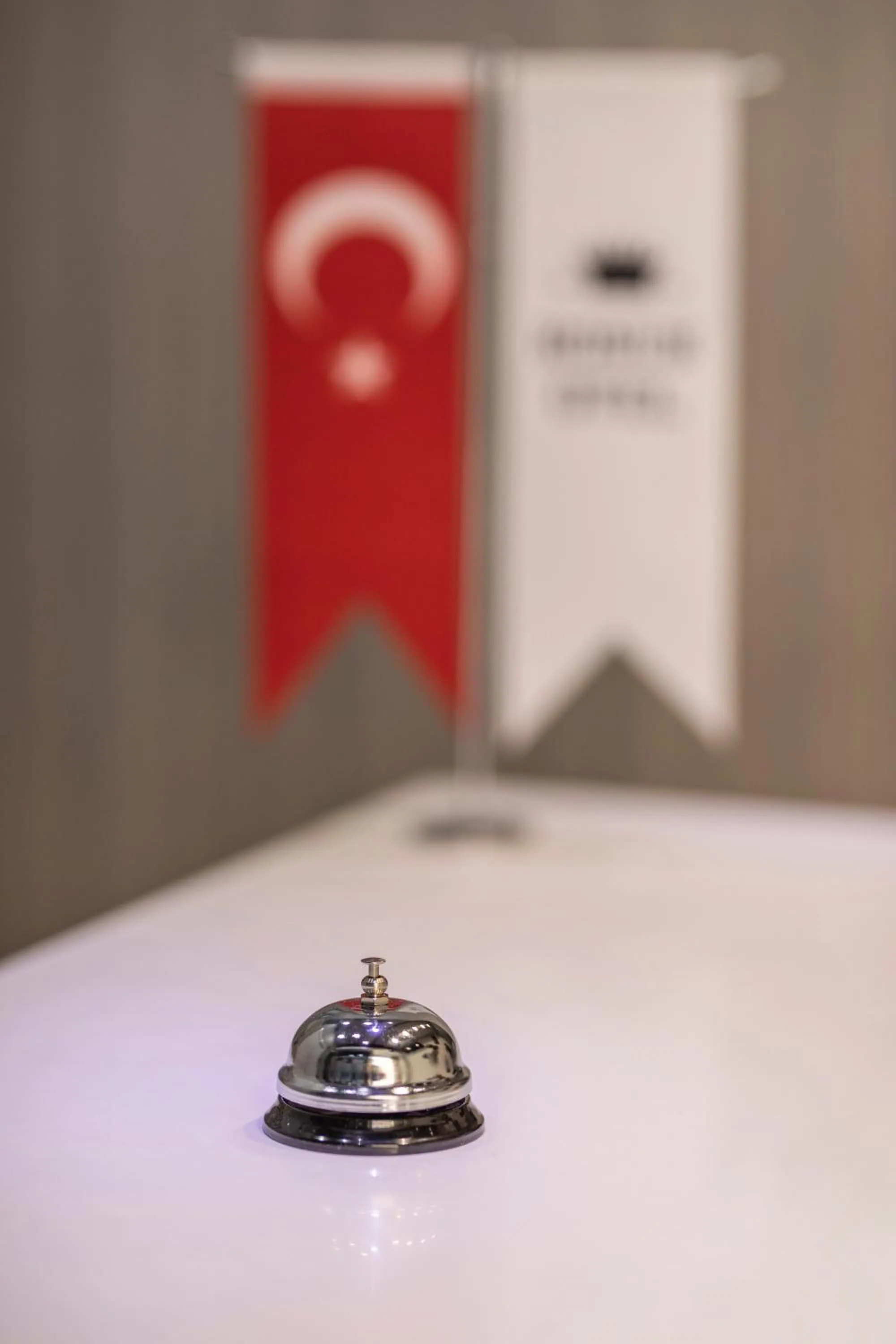 Logo/Certificate/Sign in Konuk Hotel