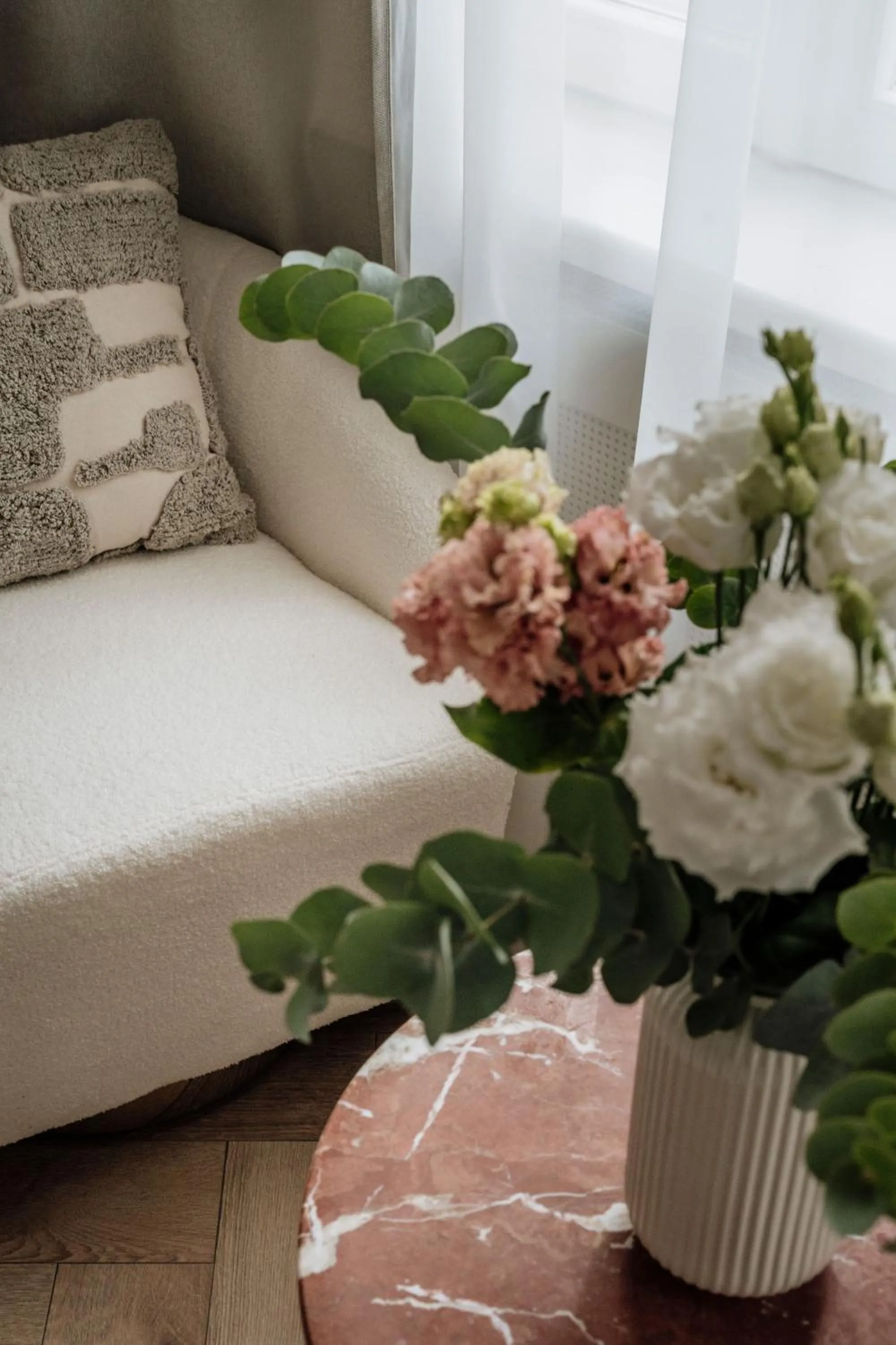 Seating area in Colette - LoftAffair Collection