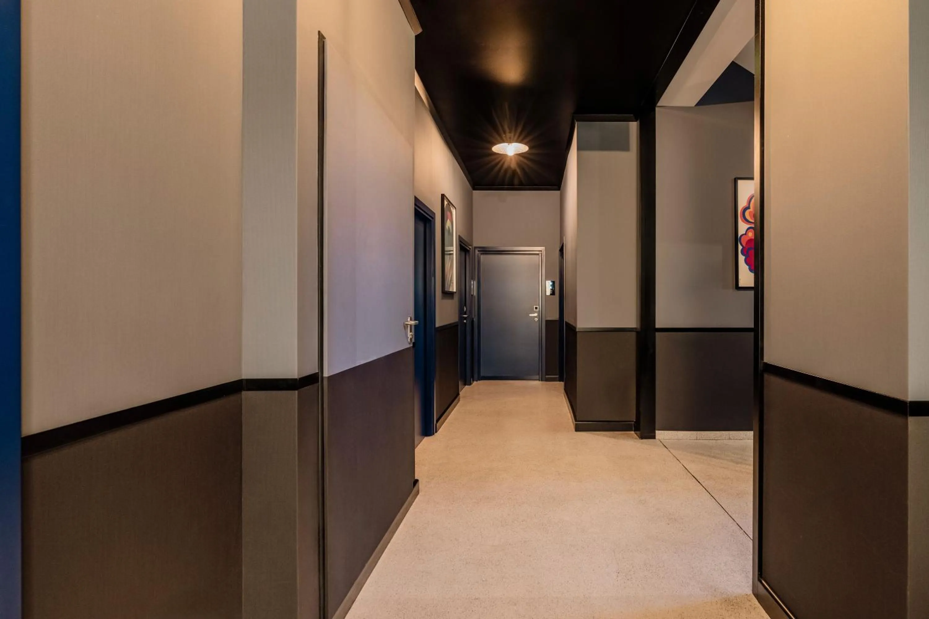 Decorative detail in Colette - LoftAffair Collection