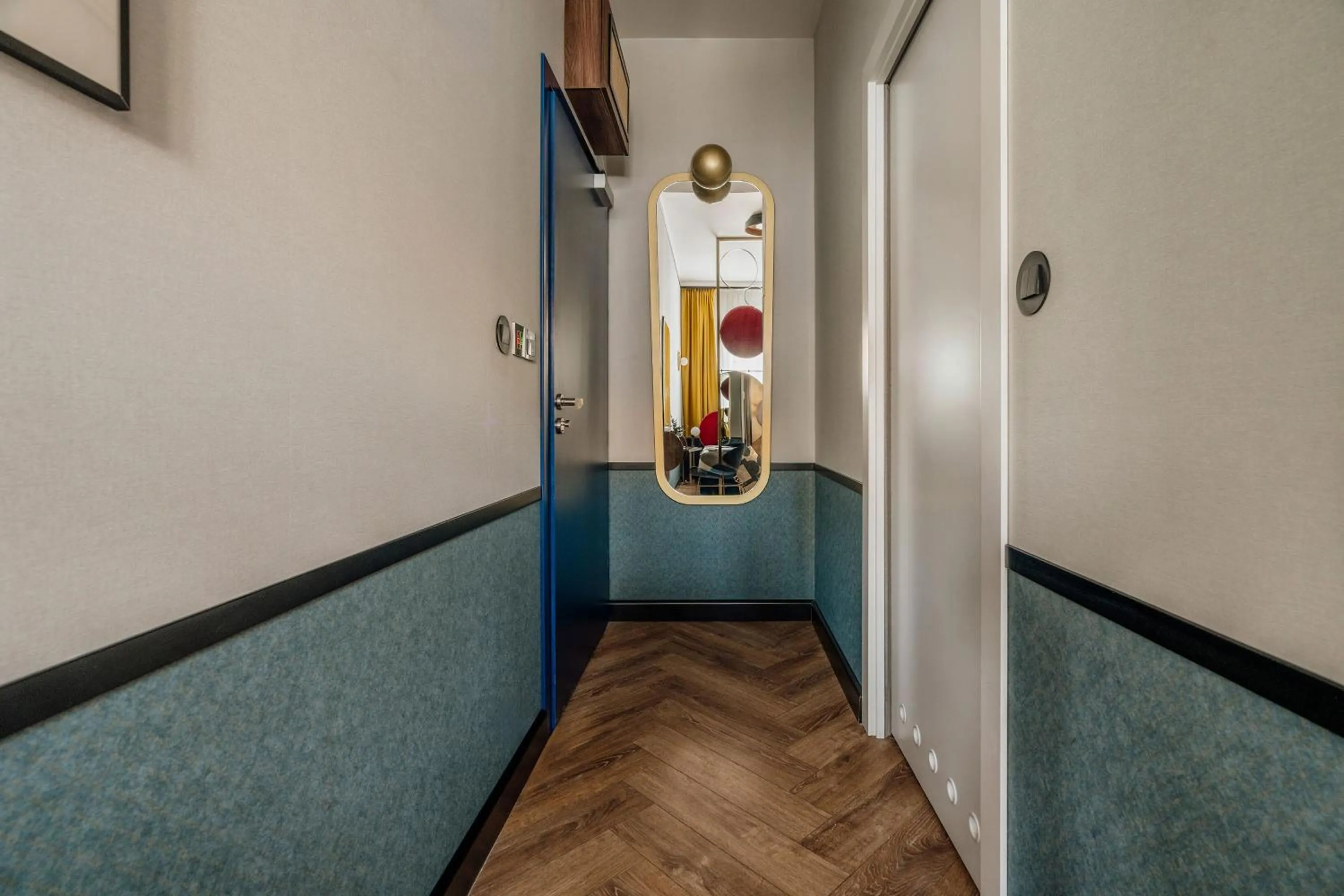 Decorative detail in Colette - LoftAffair Collection