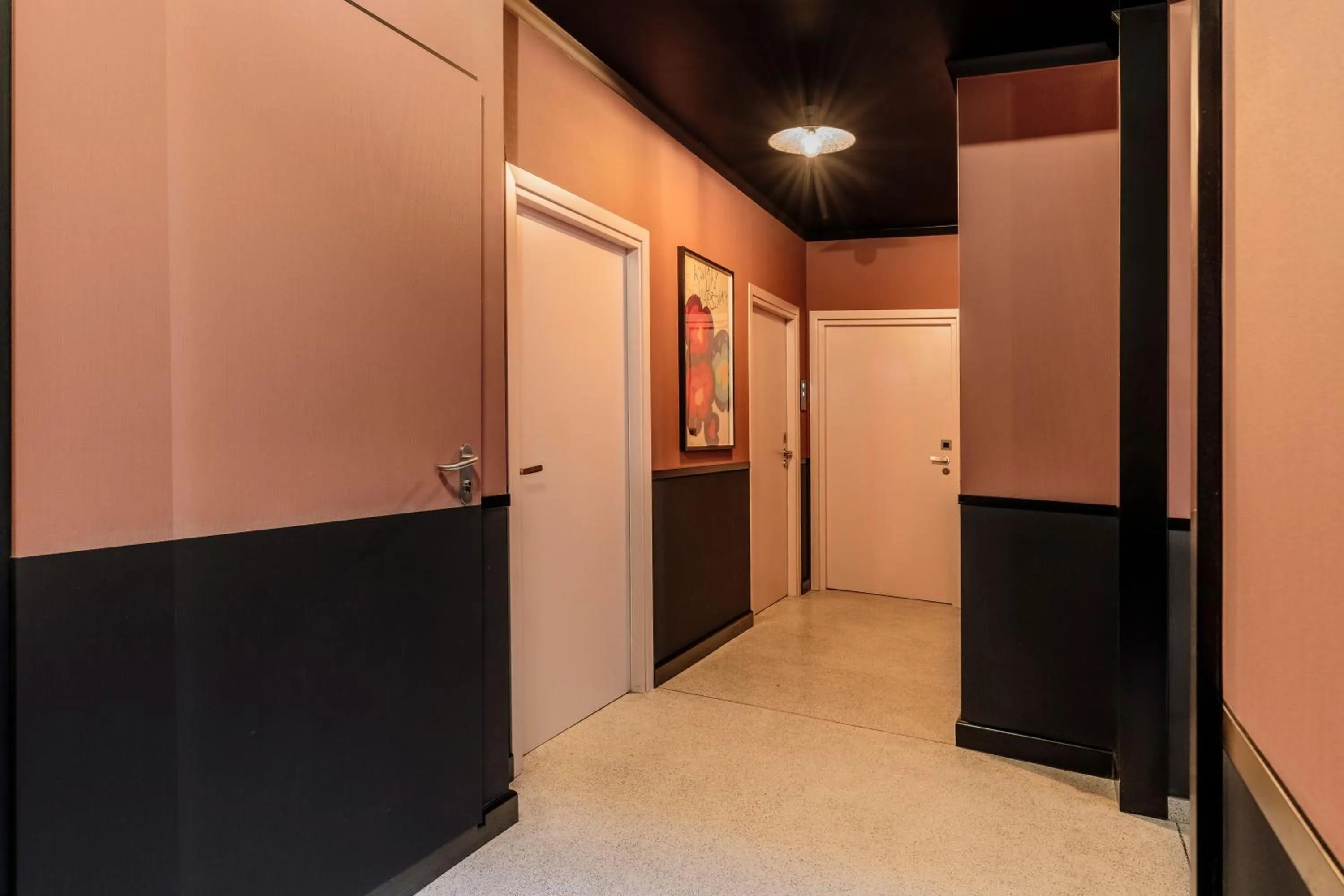 Decorative detail in Colette - LoftAffair Collection