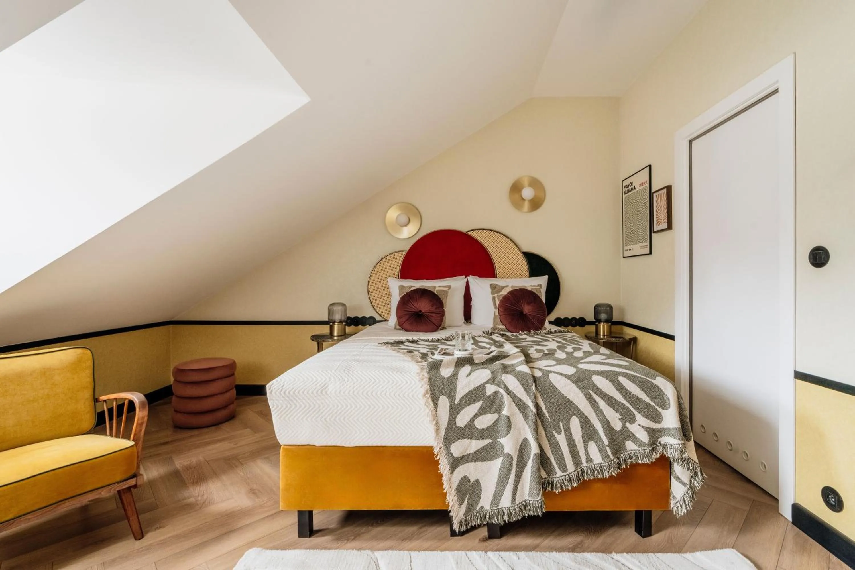 Bed in Colette - LoftAffair Collection