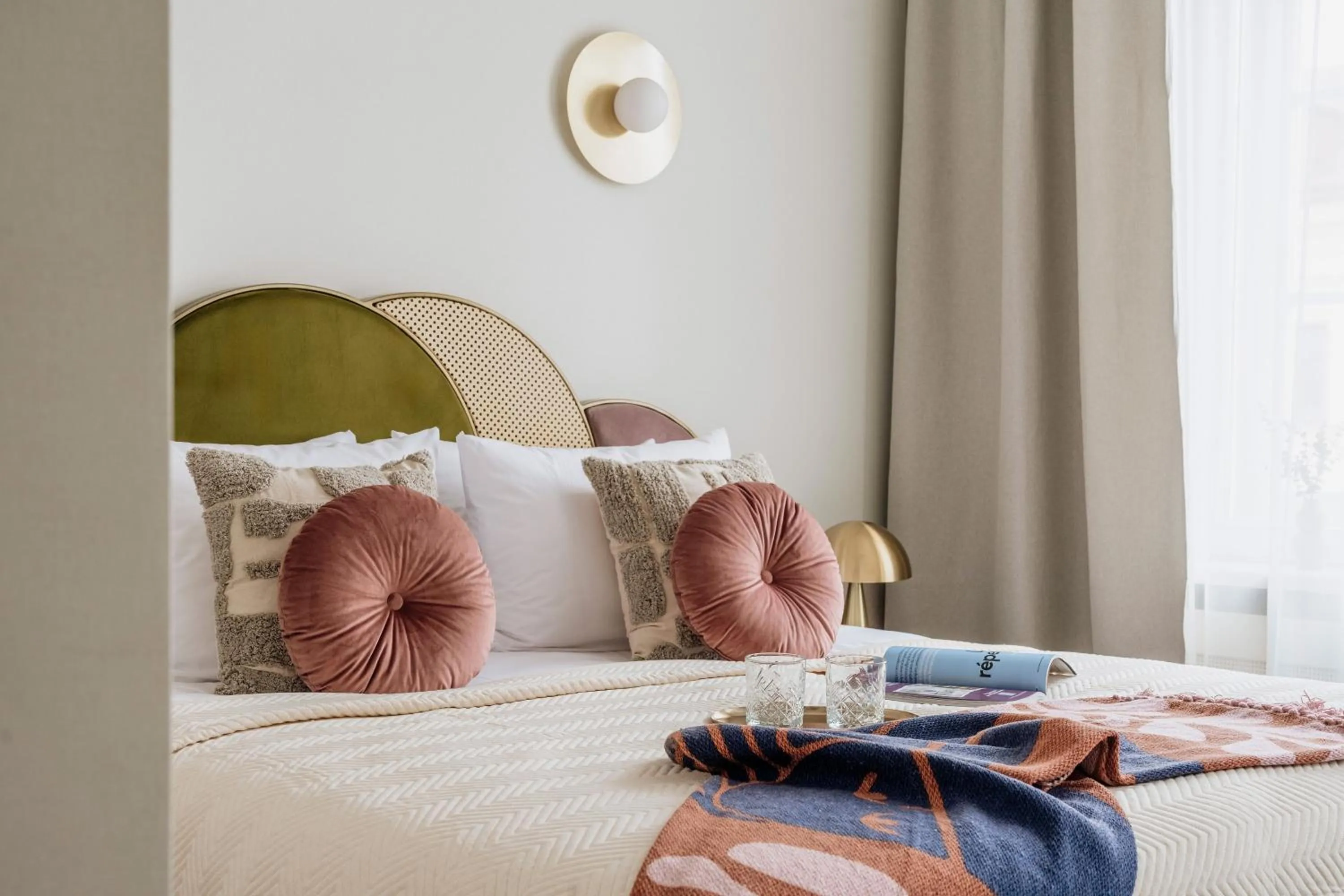 Bed in Colette - LoftAffair Collection