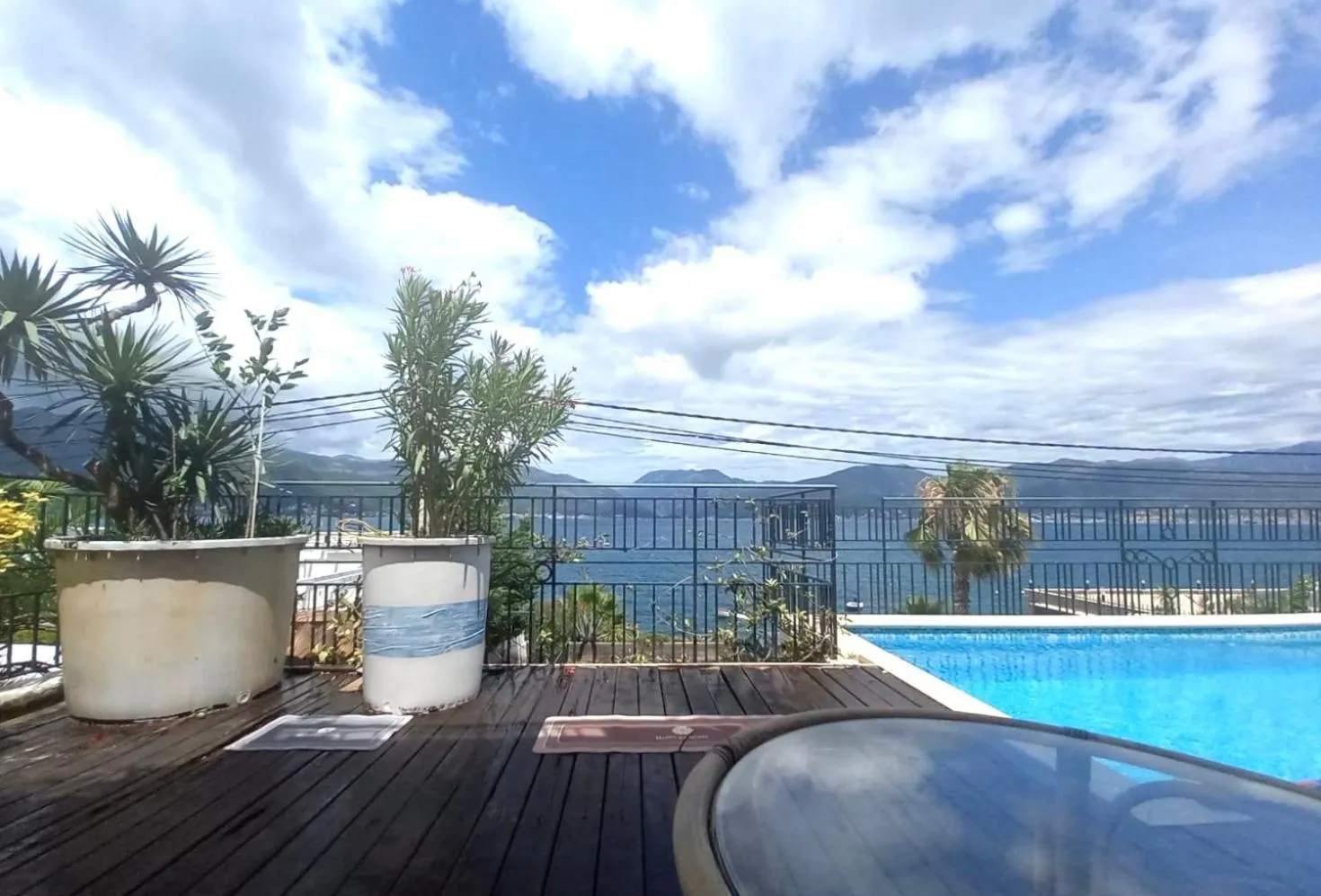 Apartment Tri Kiparisa