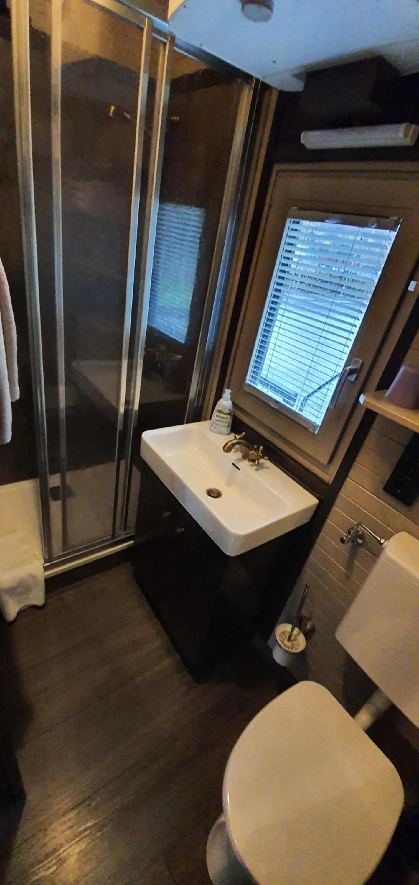 Shower in Hotel Angerer-Hof