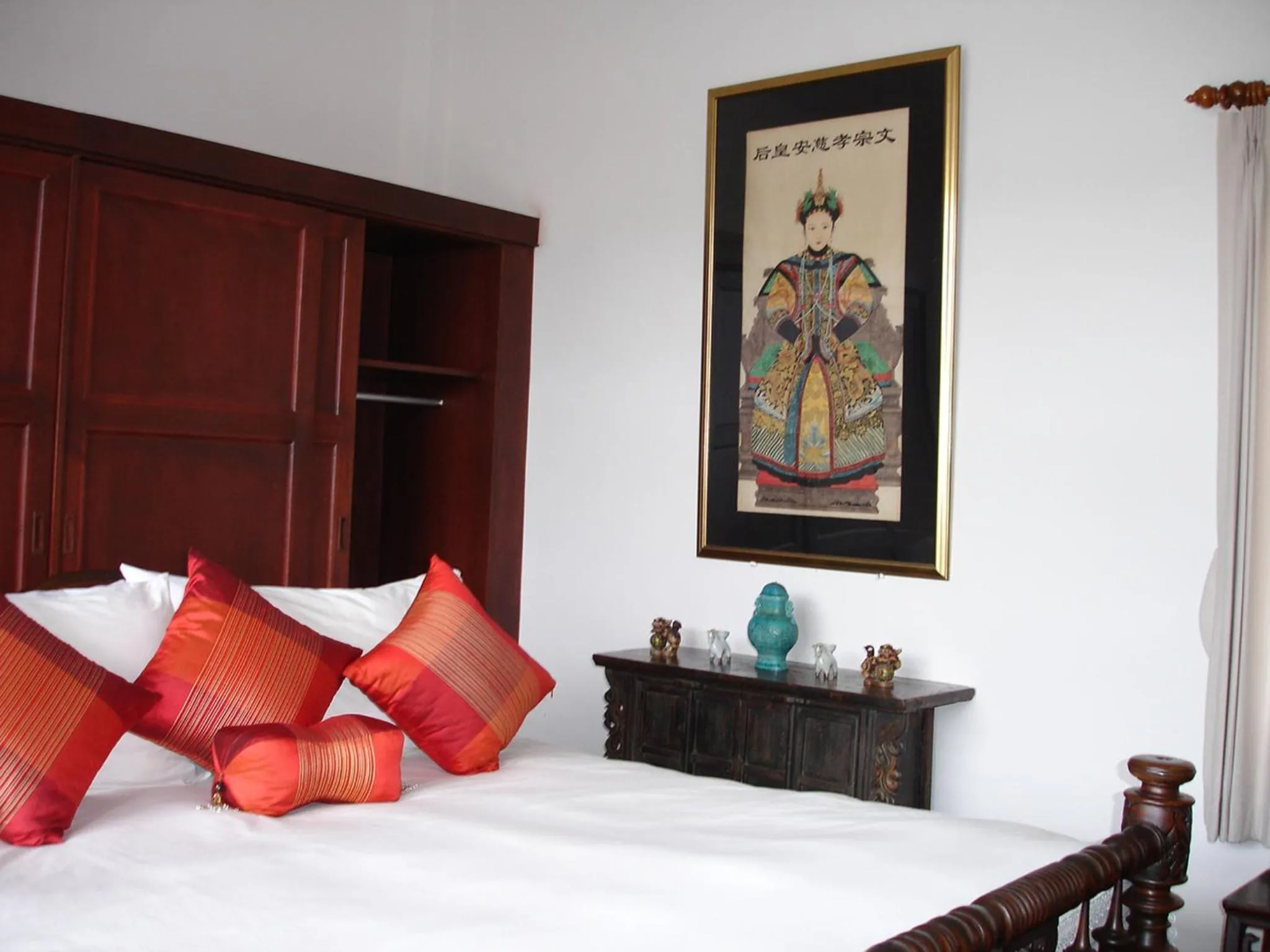 Decorative detail, Bed in Nakara Residence