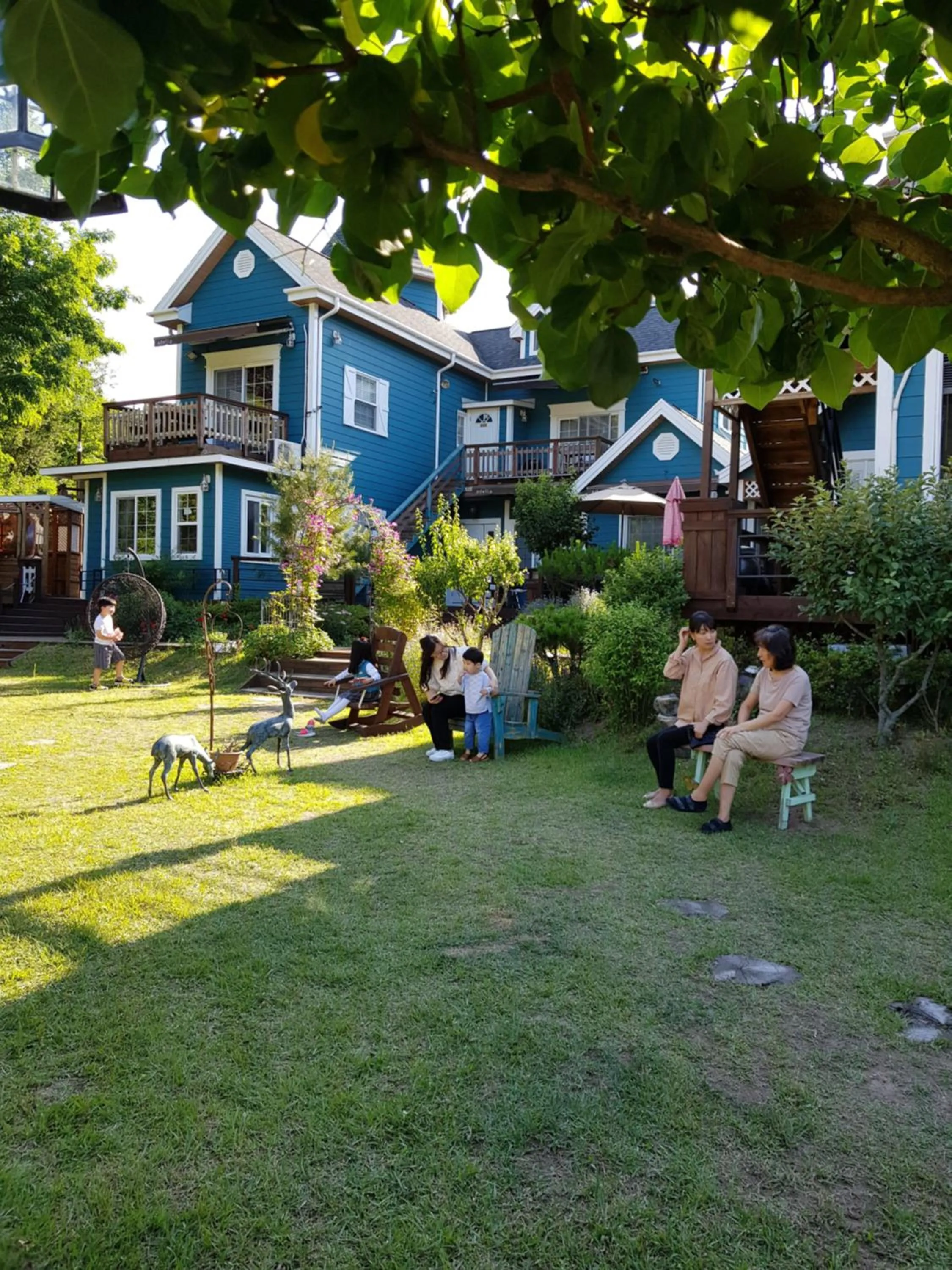Adellia Pension