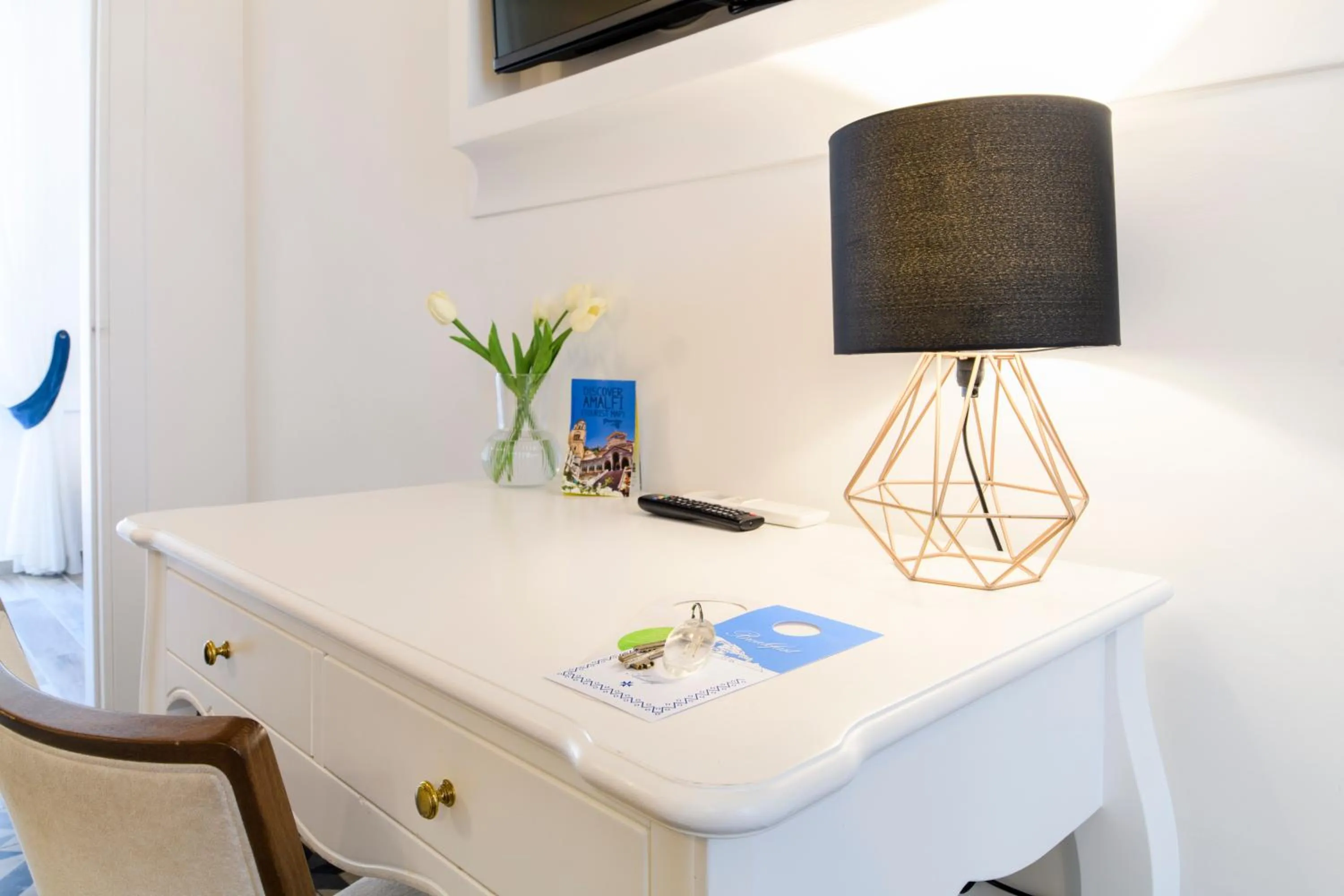 hair dresser in Amalfi Luxury House