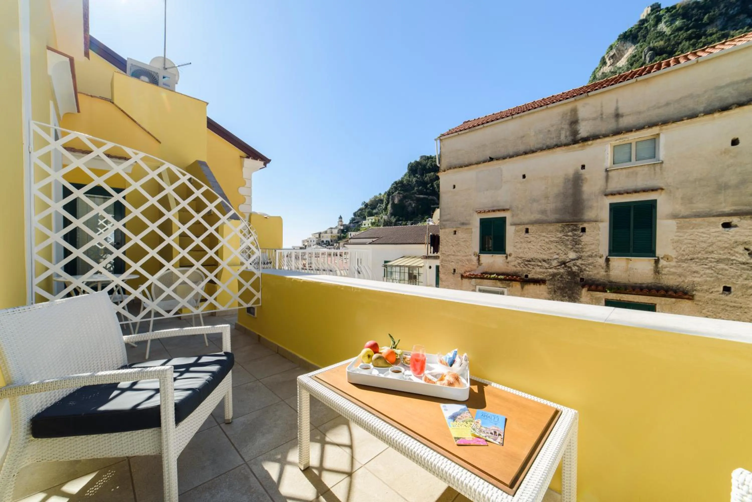 Day in Amalfi Luxury House