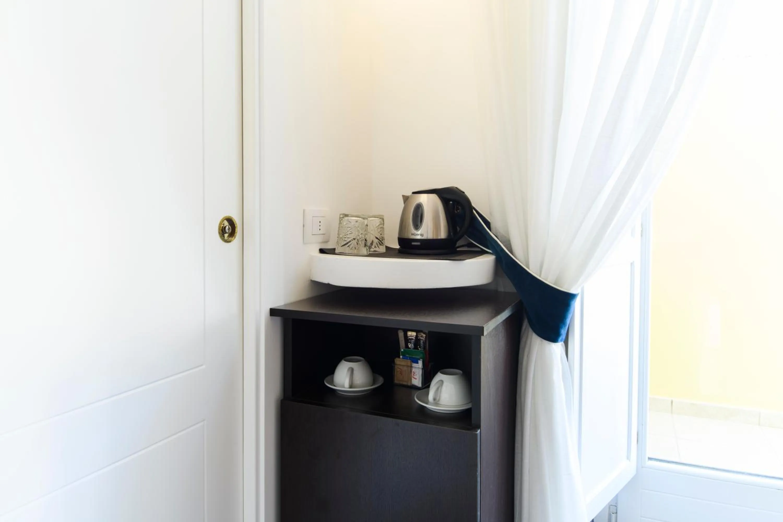 Coffee/tea facilities in Amalfi Luxury House