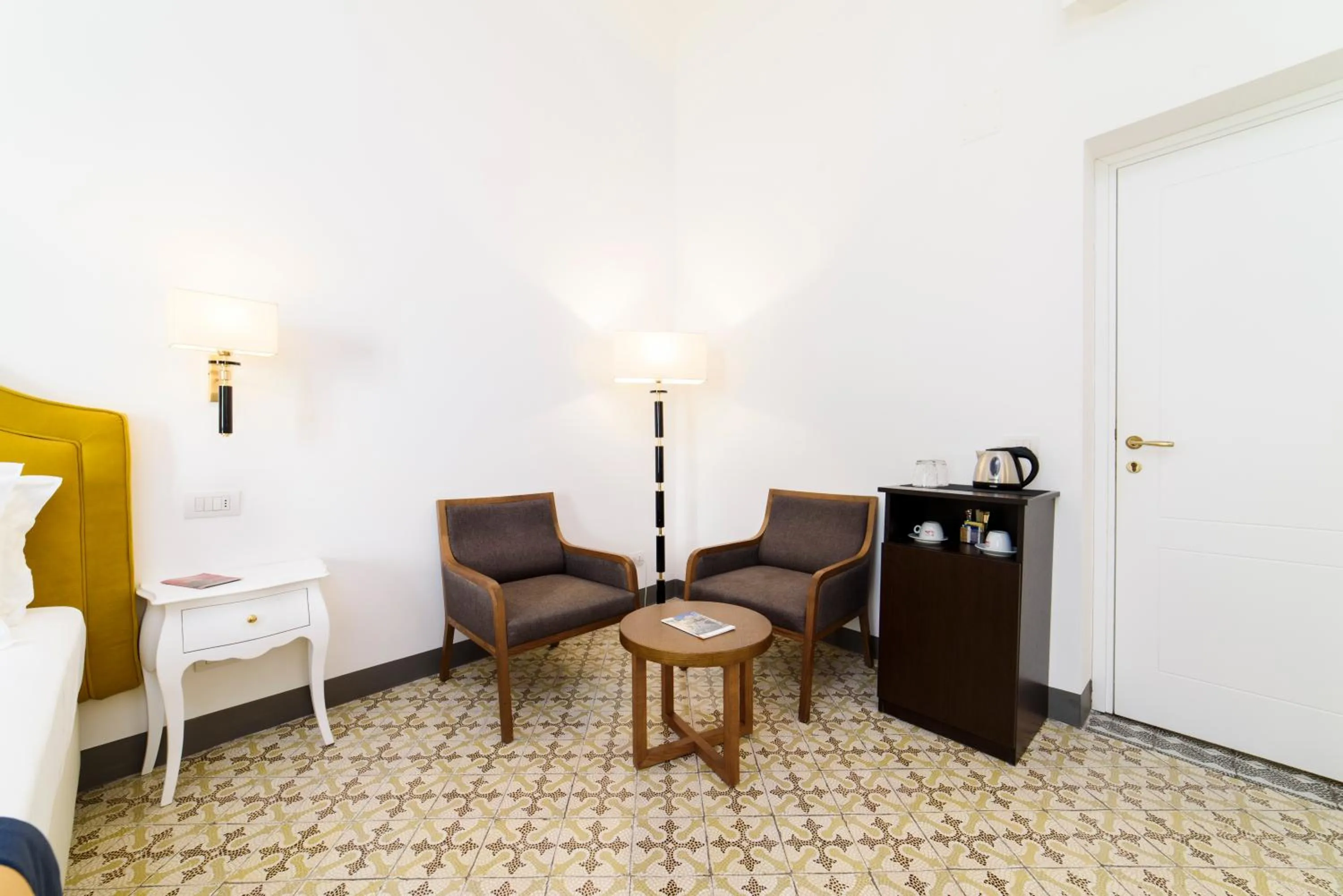 Photo of the whole room, Bed in Amalfi Luxury House