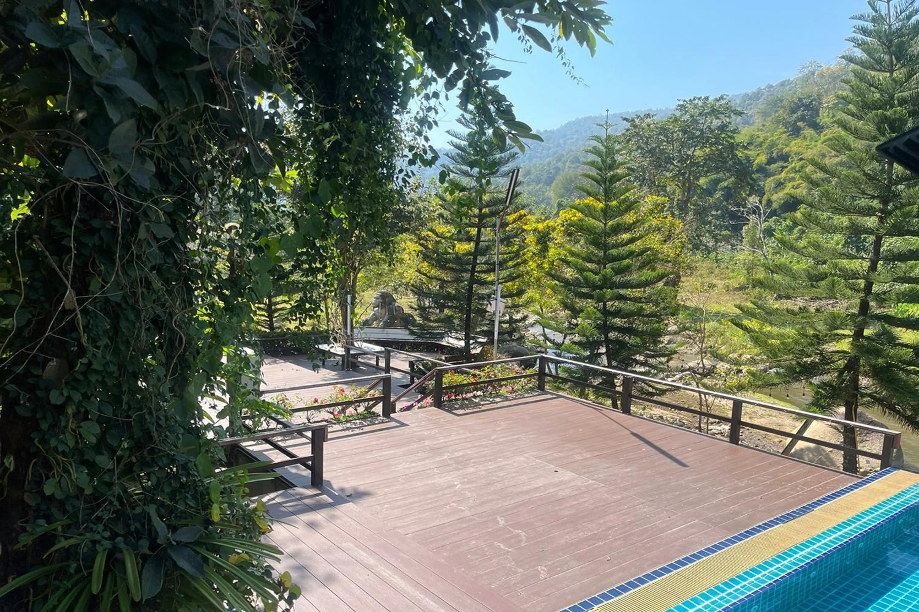 Swimming pool in Tung Lakorn Farm