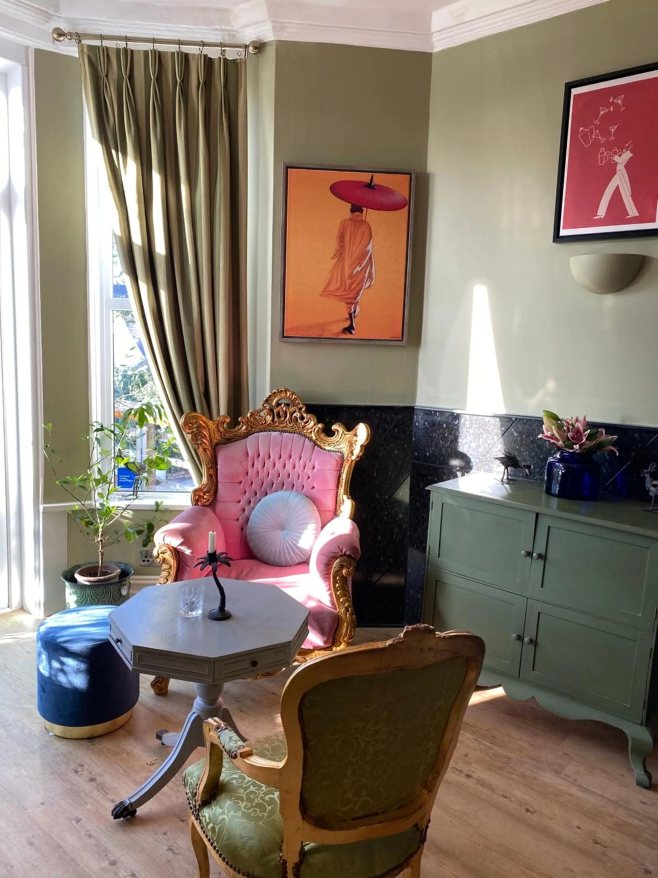 Lobby or reception in The White House Hotel