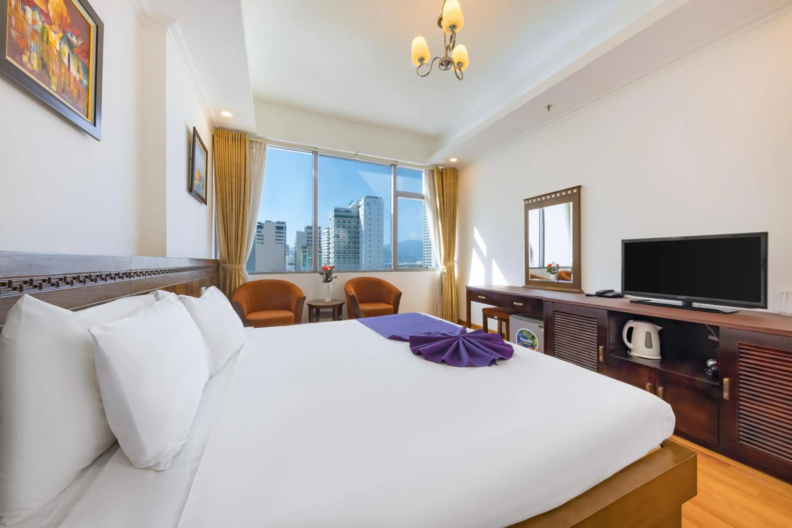 Bedroom, Bed in Central Nha Trang Hotel