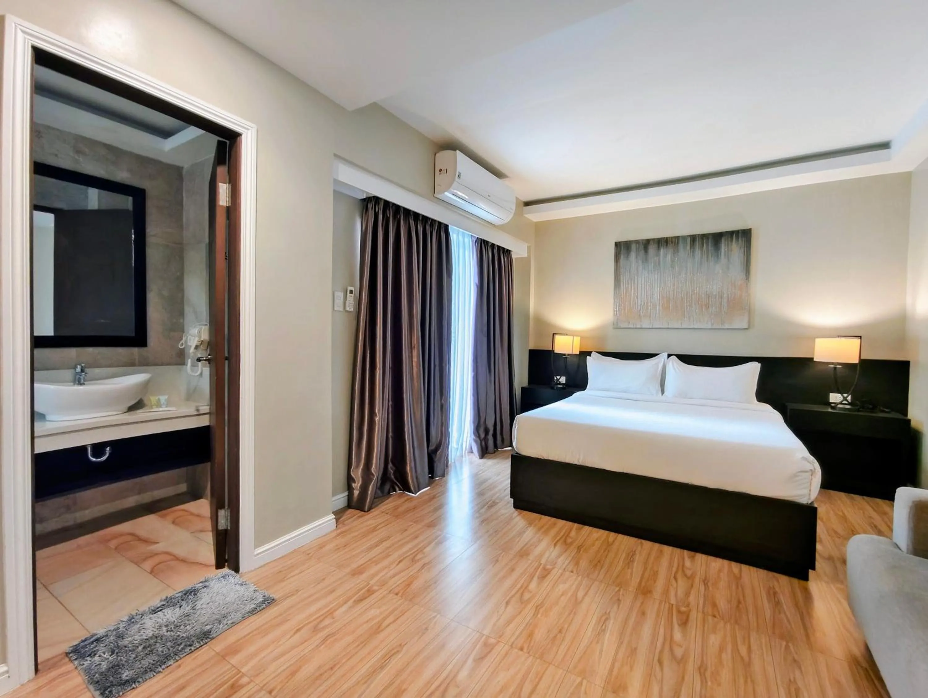 Bed in Ambien's Place Residential Hotel
