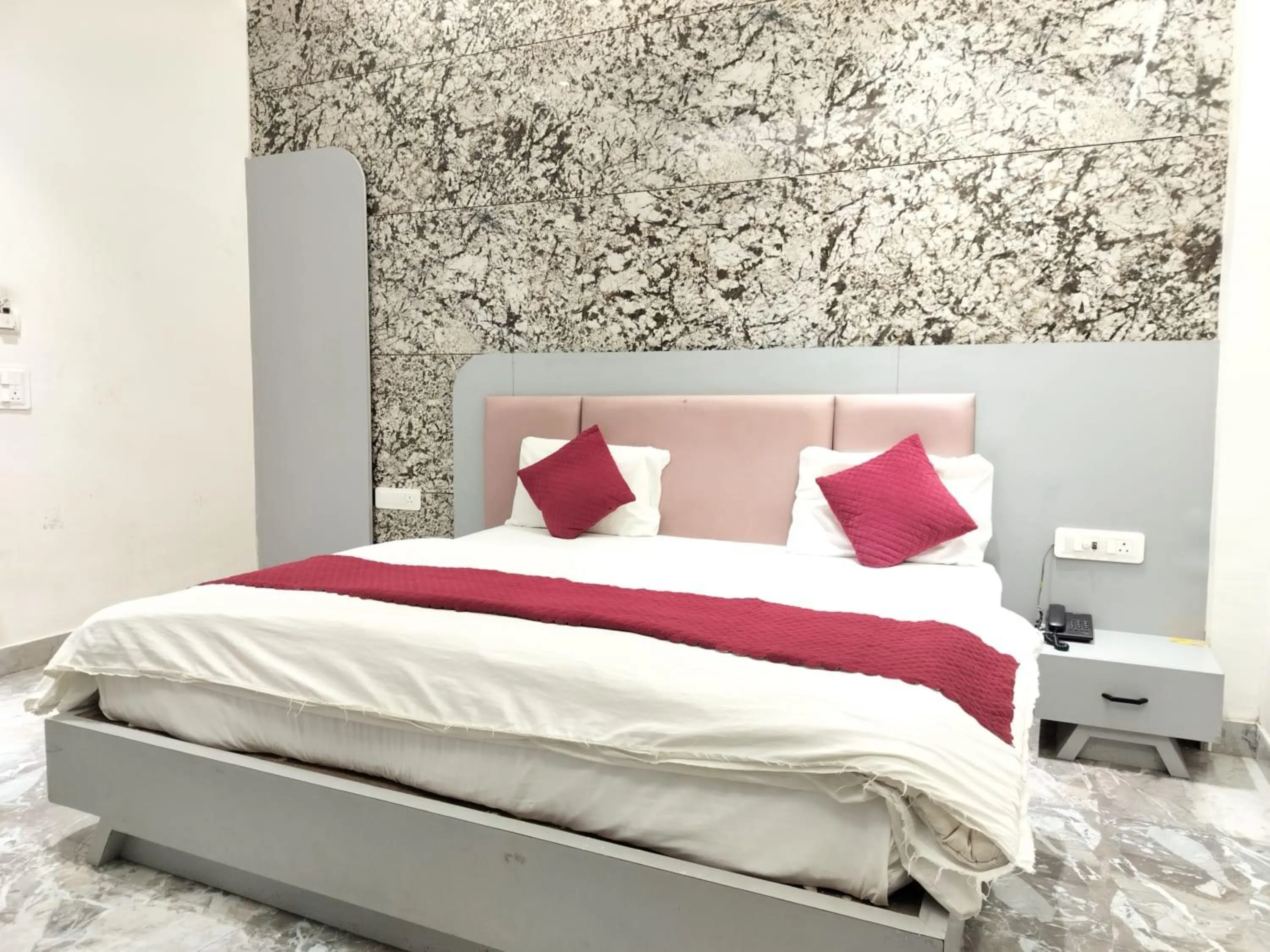 Deluxe Room - single occupancy in Shri Balaji Dham Hotel