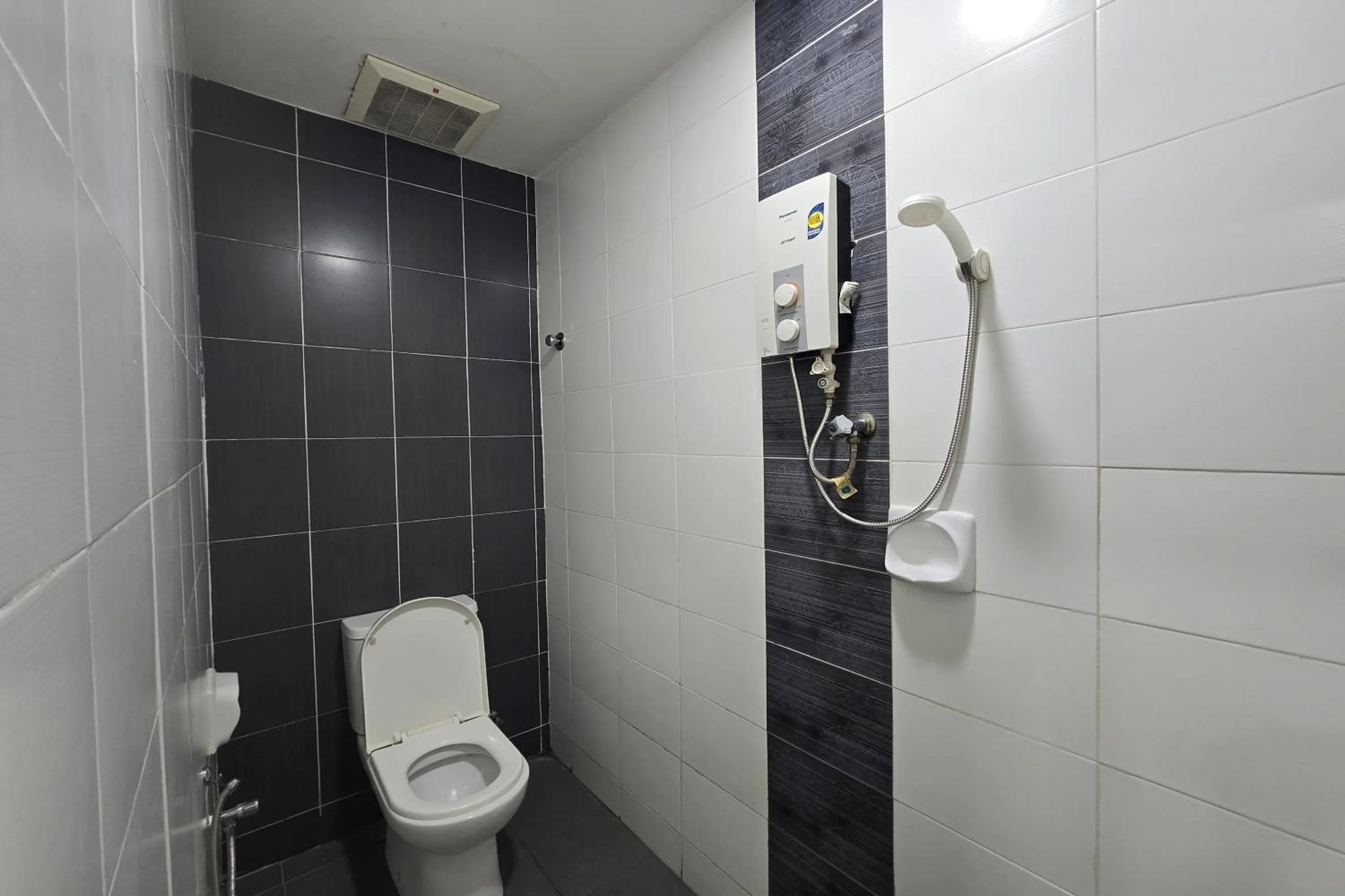 Bathroom in Fast Hotel Sri Gombak