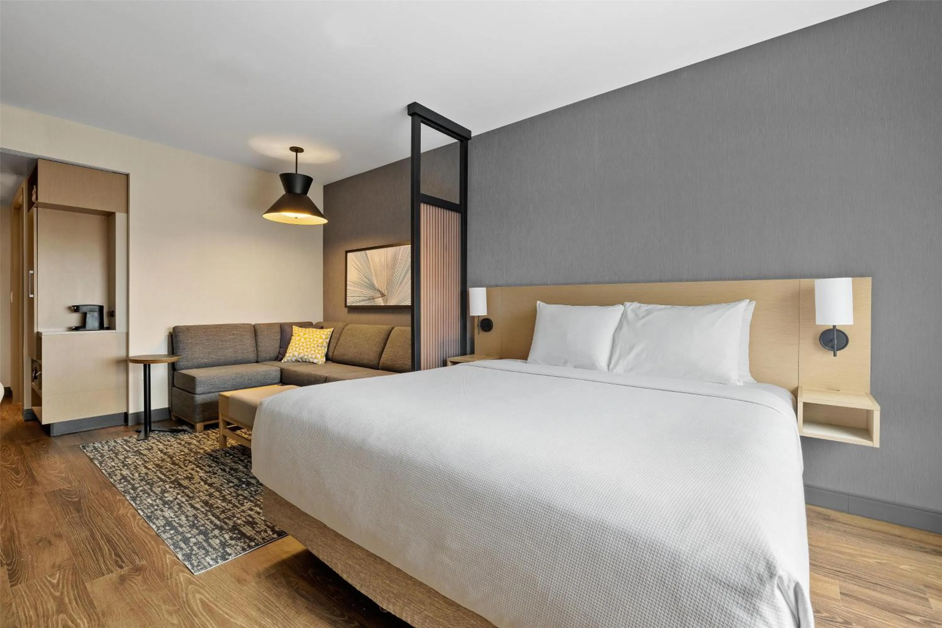 Bedroom, Bed in Hyatt Place Rapid City/Downtown