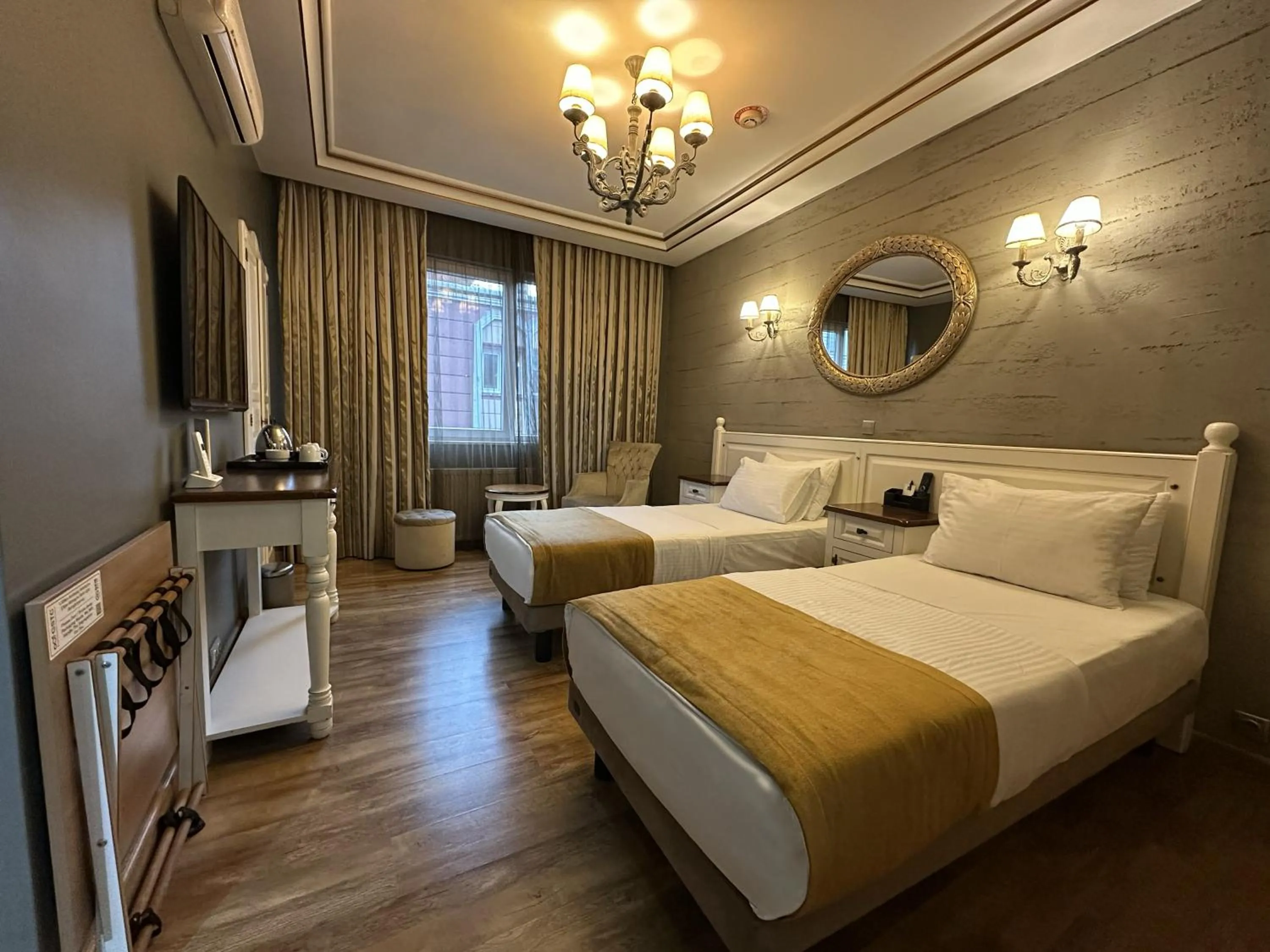 Photo of the whole room, Bed in My Dora Hotel