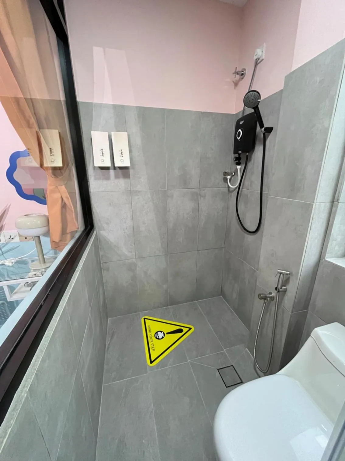 Shower in Hippo House Taiping