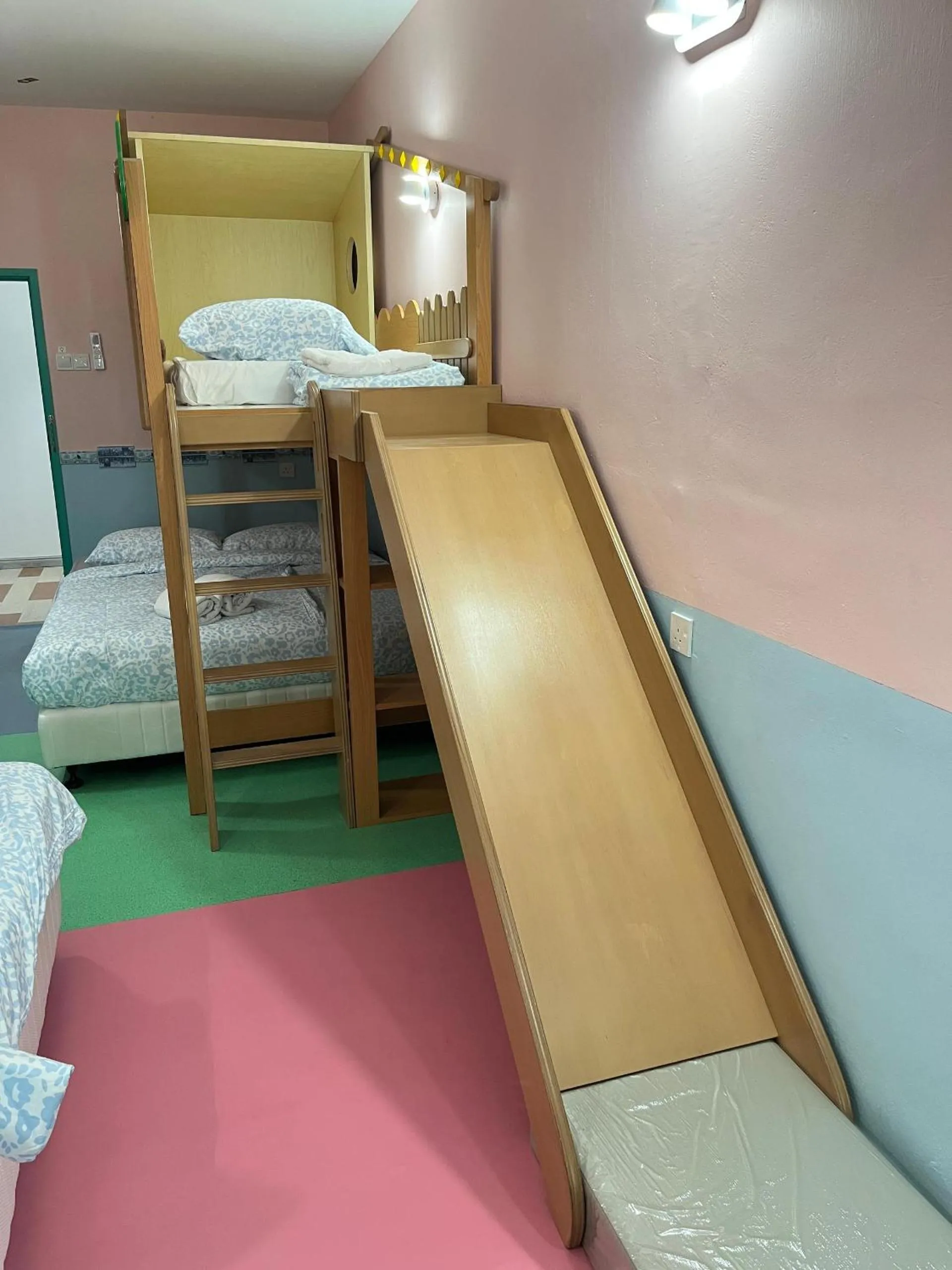 Bed in Hippo House Taiping