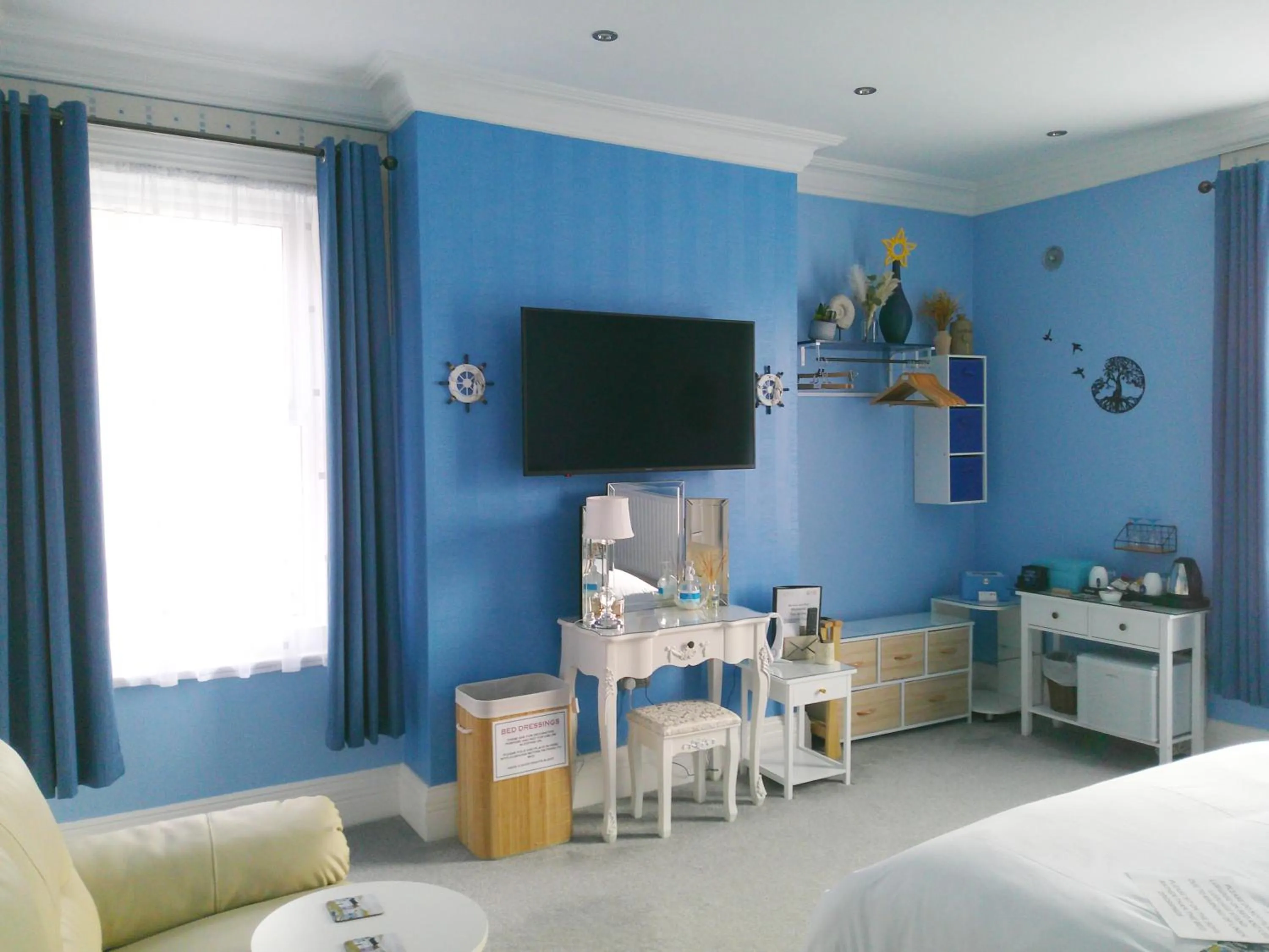 TV and multimedia, Bed in FourRooms - Couples Only