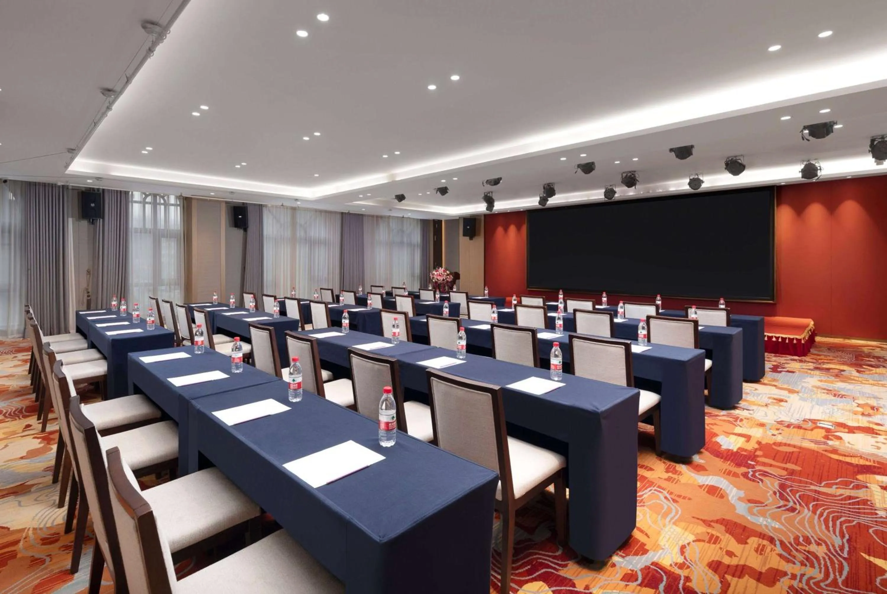 Meeting/conference room in Ramada by Wyndham Zhumadian West Station