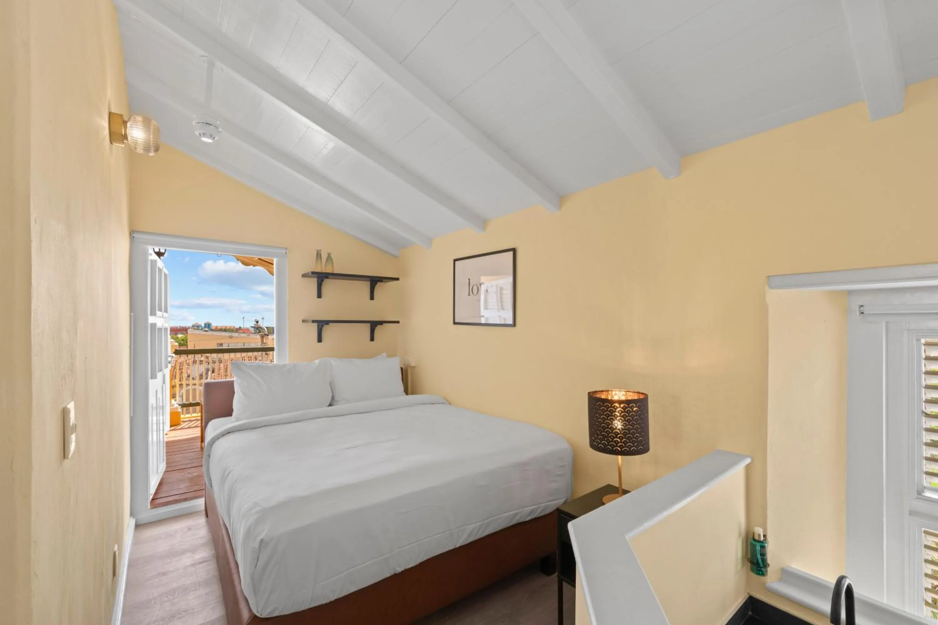 Bed in Drift Hotels