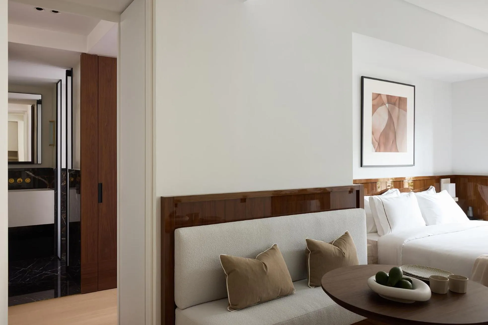 Living room, Bed in Kuka Luxury Living Athens