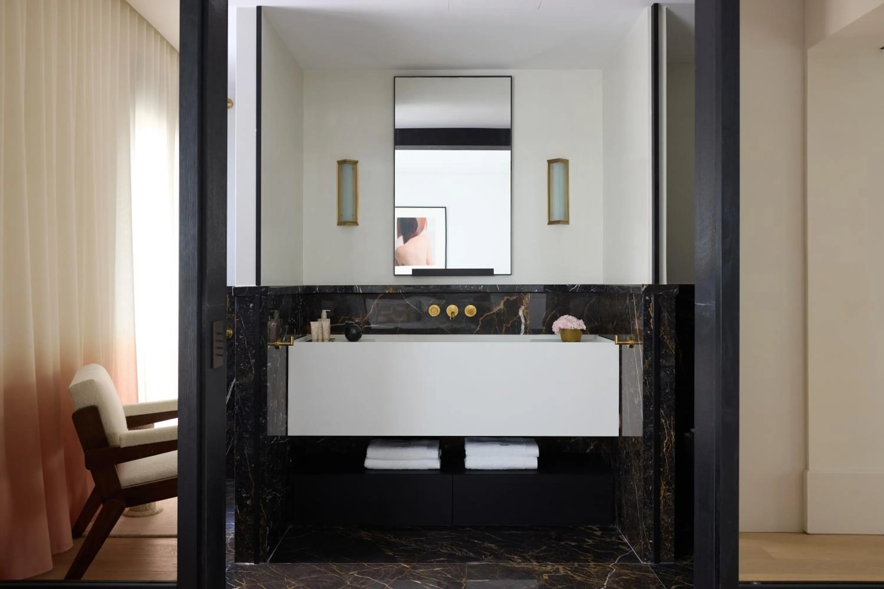 Bathroom in Kuka Luxury Living Athens