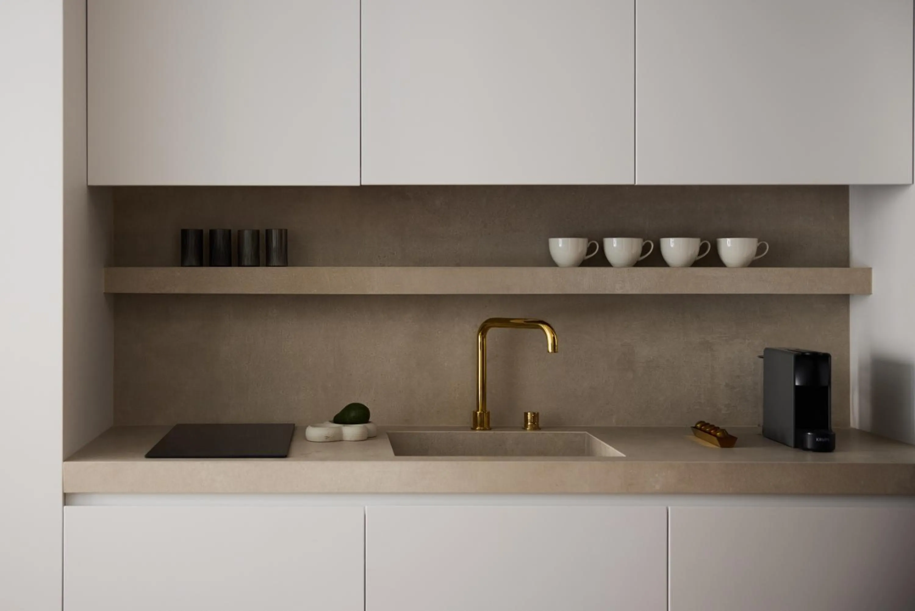 Coffee/tea facilities in Kuka Luxury Living Athens