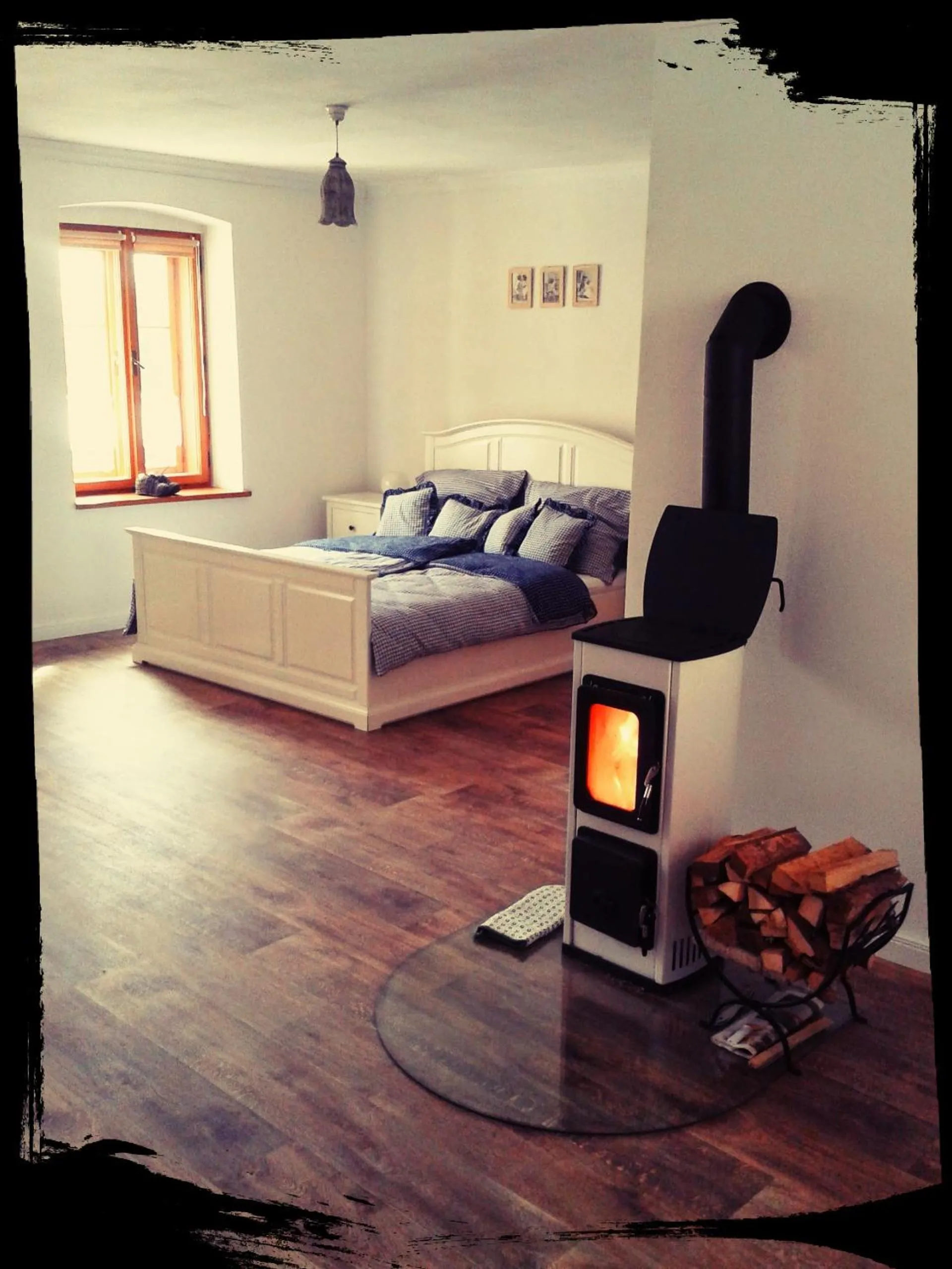 Quadruple Room with Bathroom - single occupancy in Penzion a hospoda Na statku