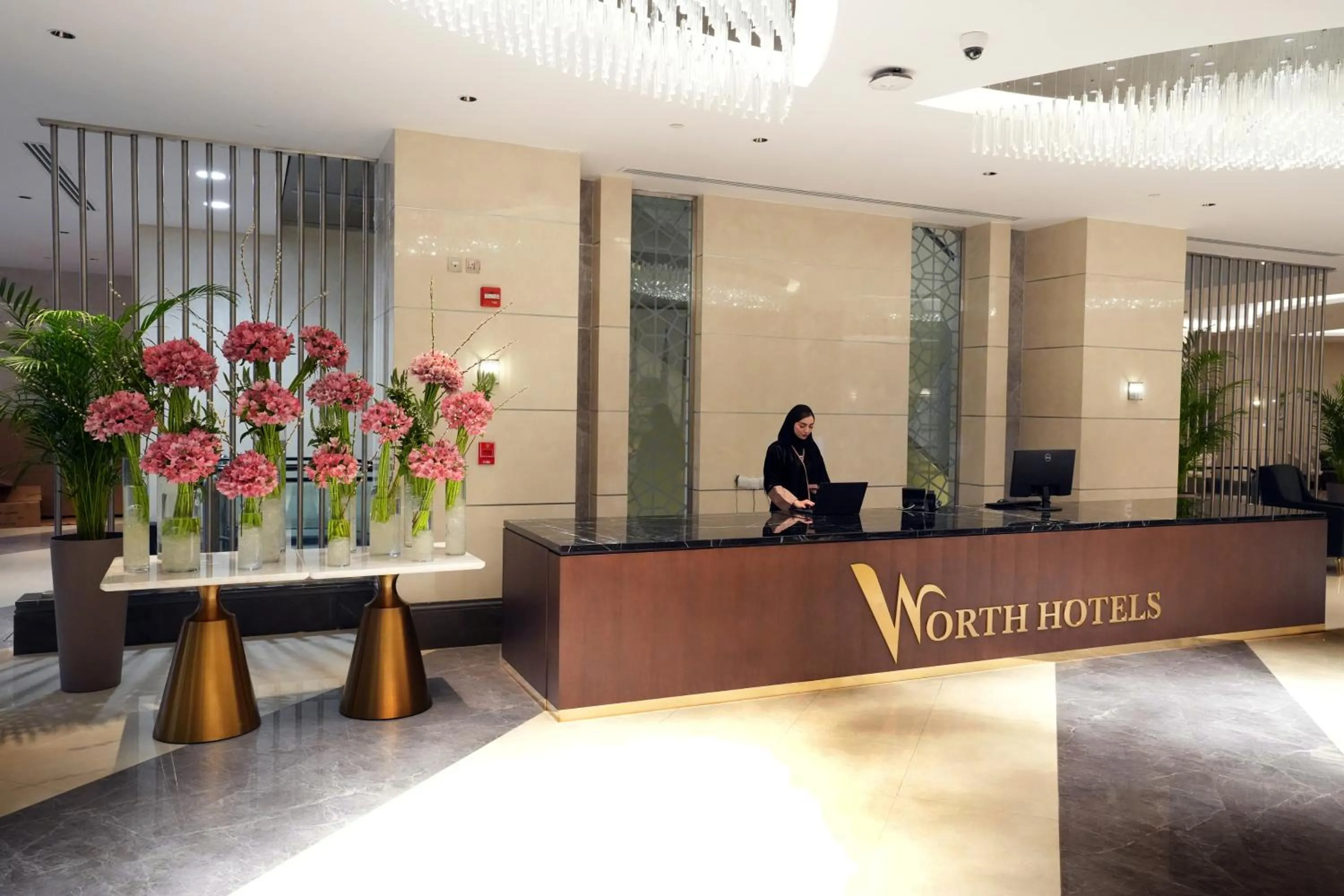 Lobby or reception in Peninsula Worth Hotel