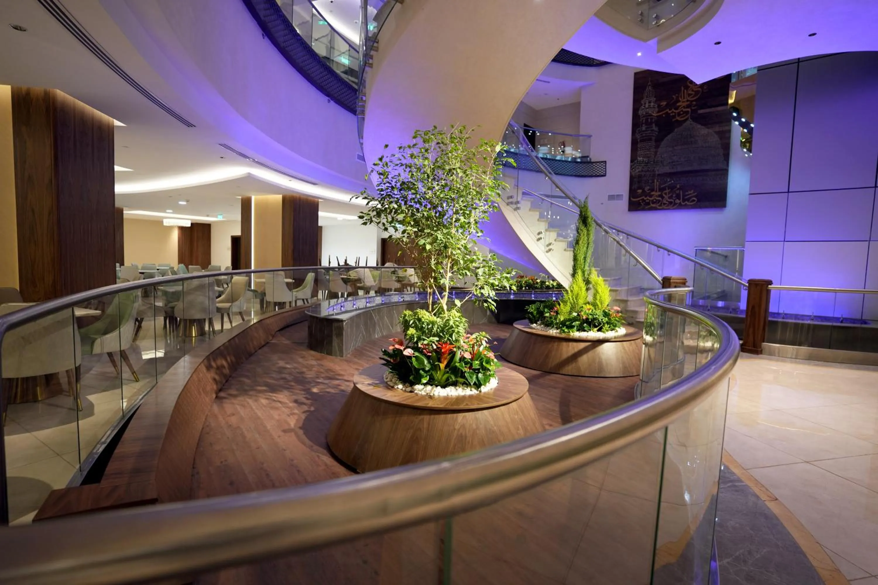 Lobby or reception in Peninsula Worth Hotel