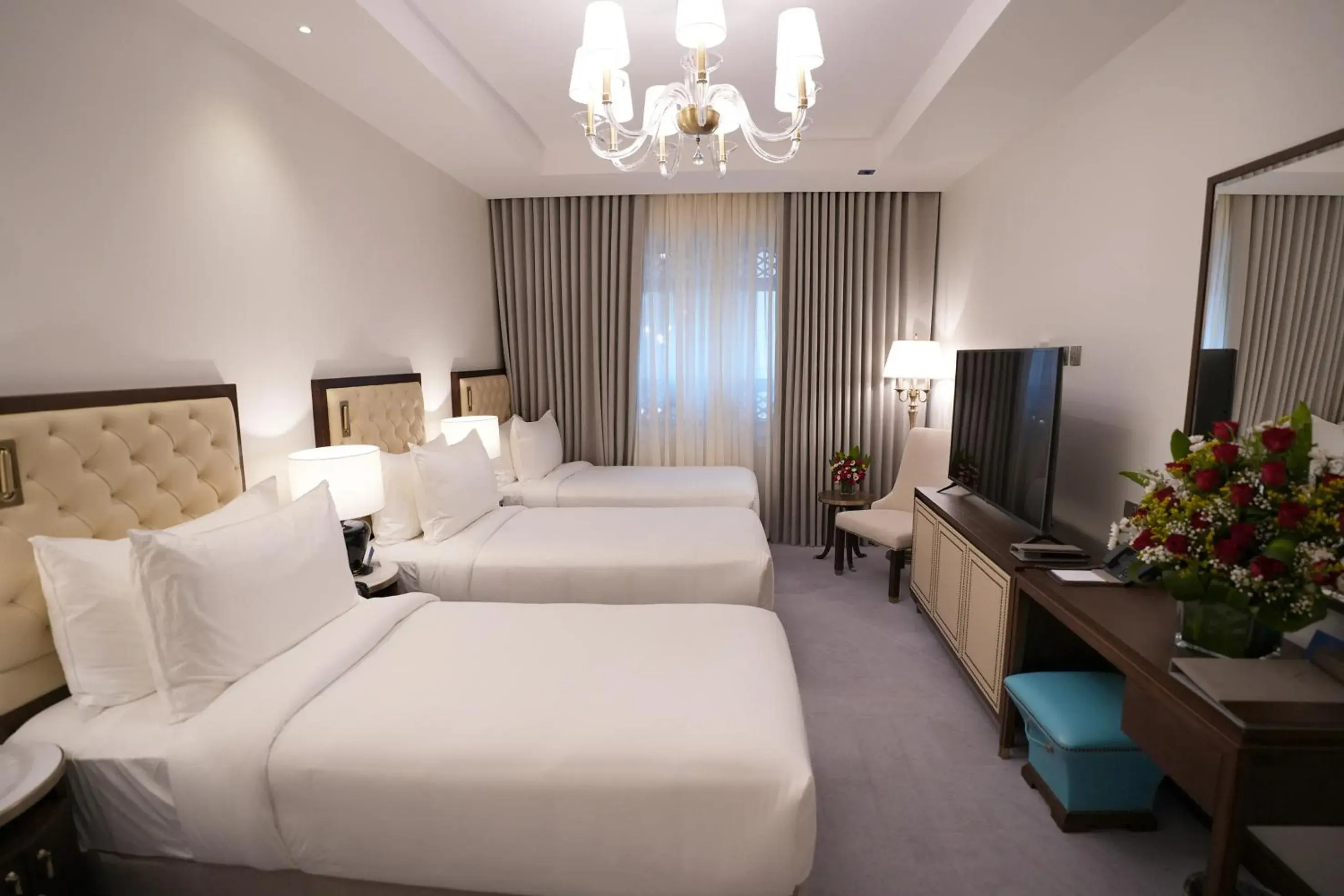 Bed in Peninsula Worth Hotel Bed in Peninsula Worth Hotel