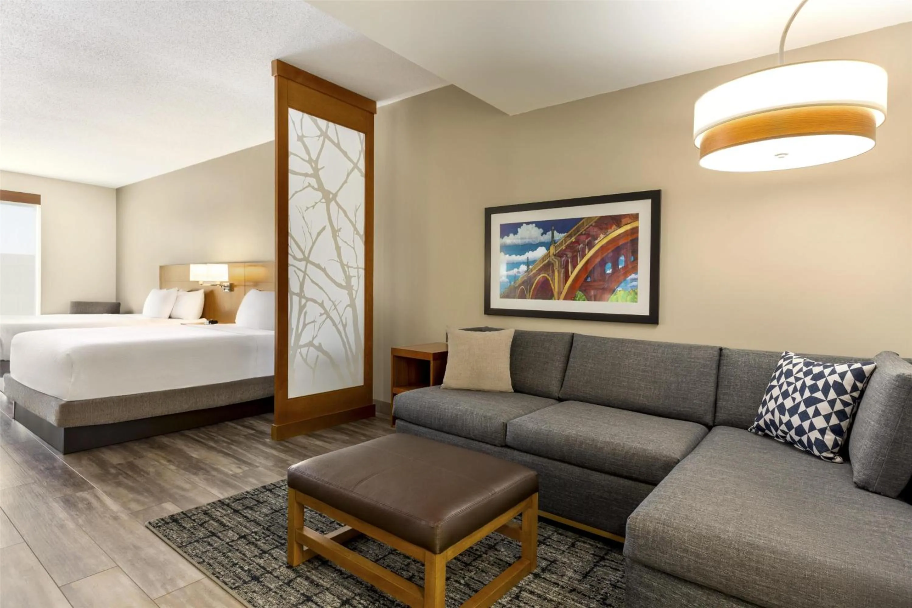 Photo of the whole room, Bed in Hyatt Place Columbia/Downtown/The Vista