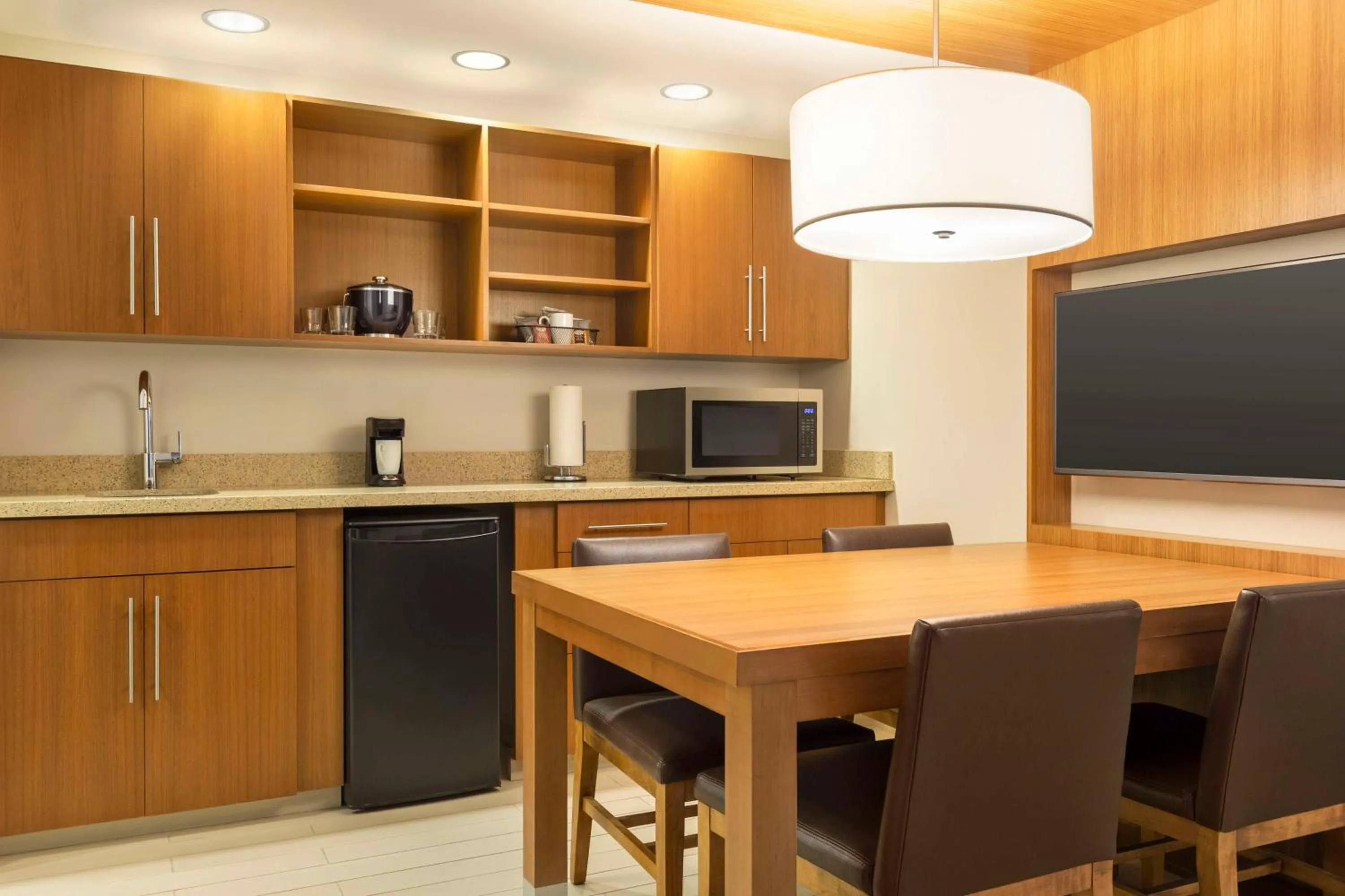 Photo of the whole room in Hyatt Place Columbia/Downtown/The Vista